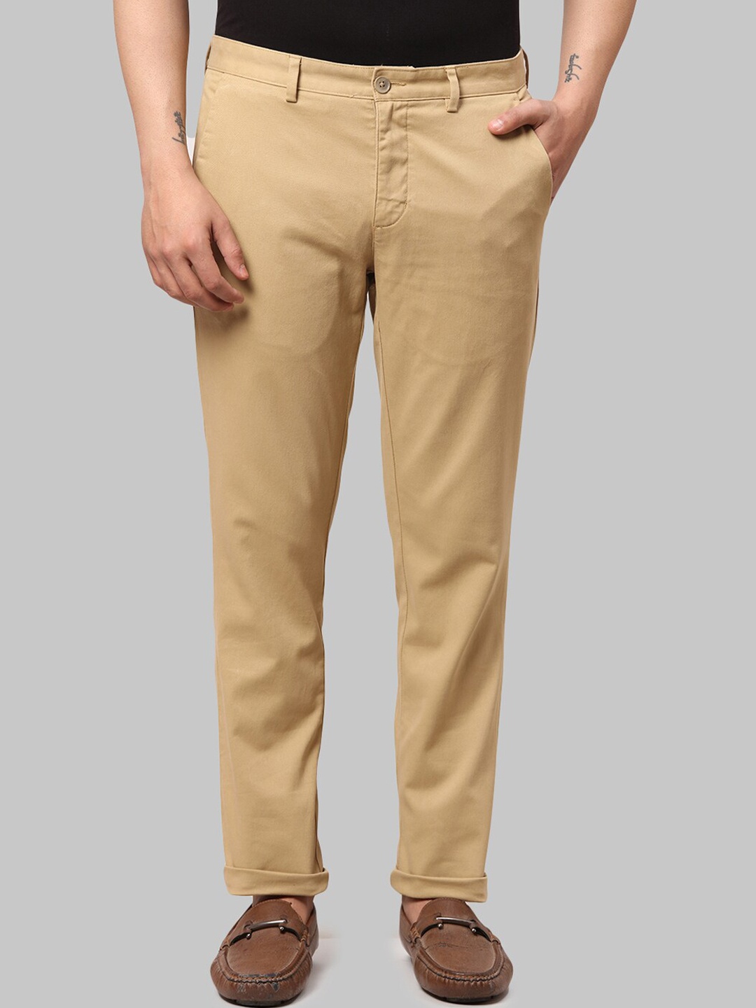 

Park Avenue Men Khaki Cotton Trousers