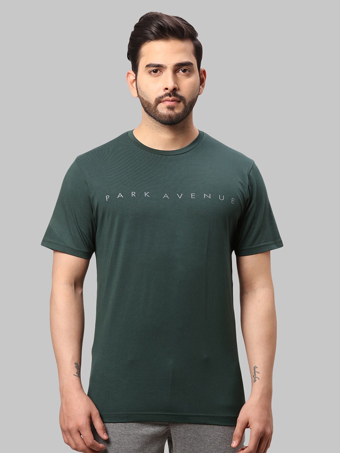 

Park Avenue Men Slim Fit Cotton T-shirt, Green