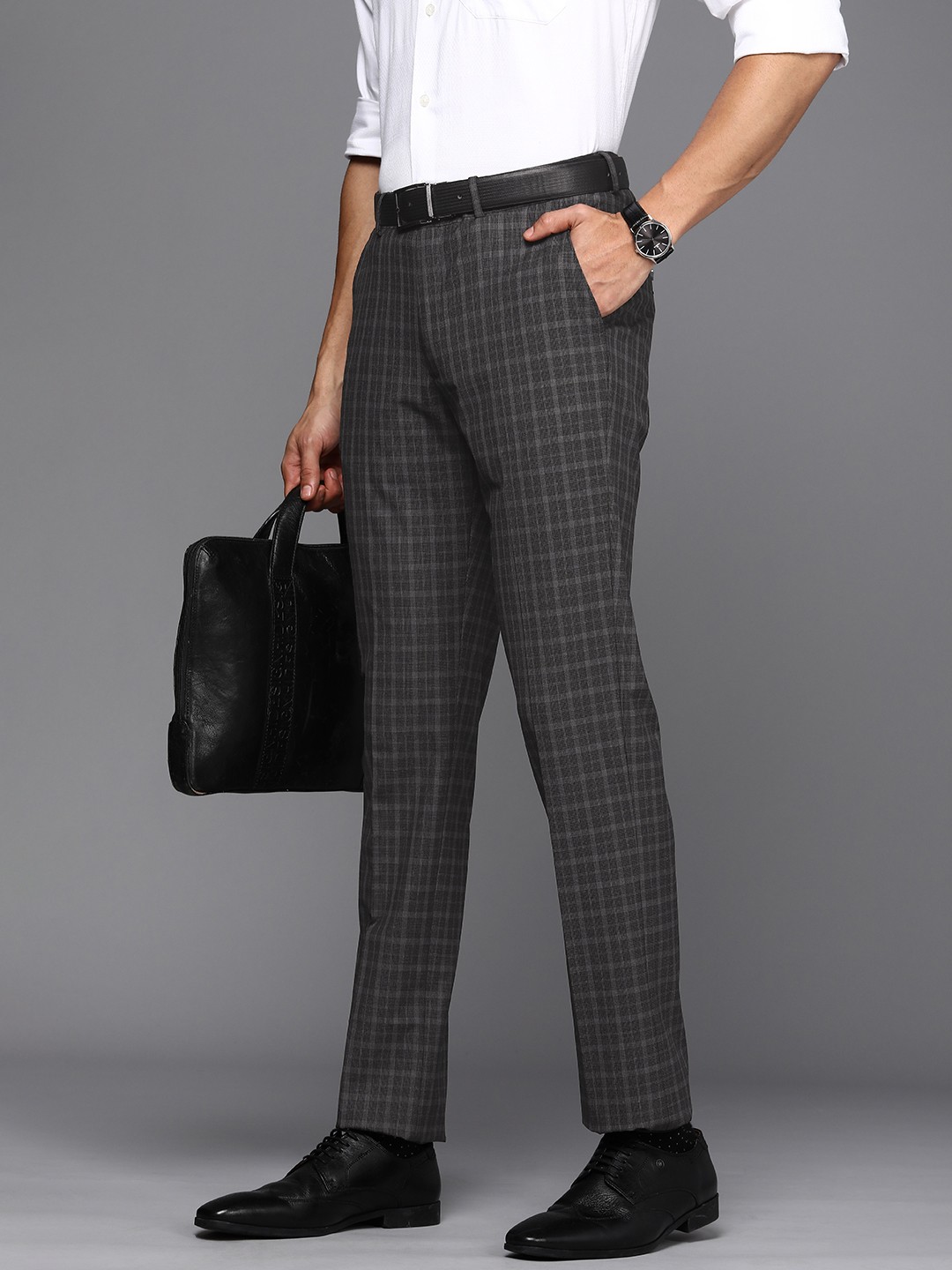 

Louis Philippe Men Checked Slim Fit Trousers, Charcoal
