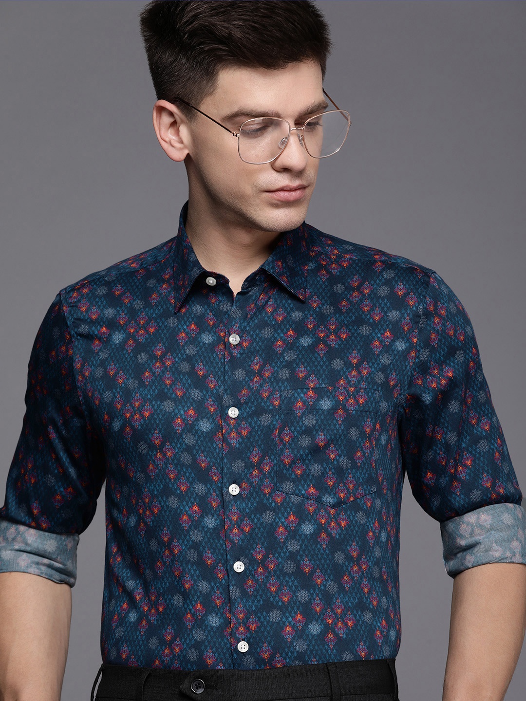 

Louis Philippe Men Slim Fit Printed Pure Cotton Smart Casual Shirt, Navy blue