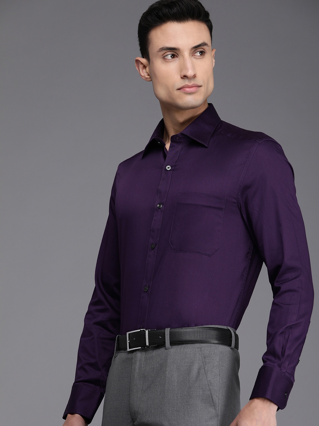 

Louis Philippe Pure Cotton Classic Fit Formal Shirt, Purple