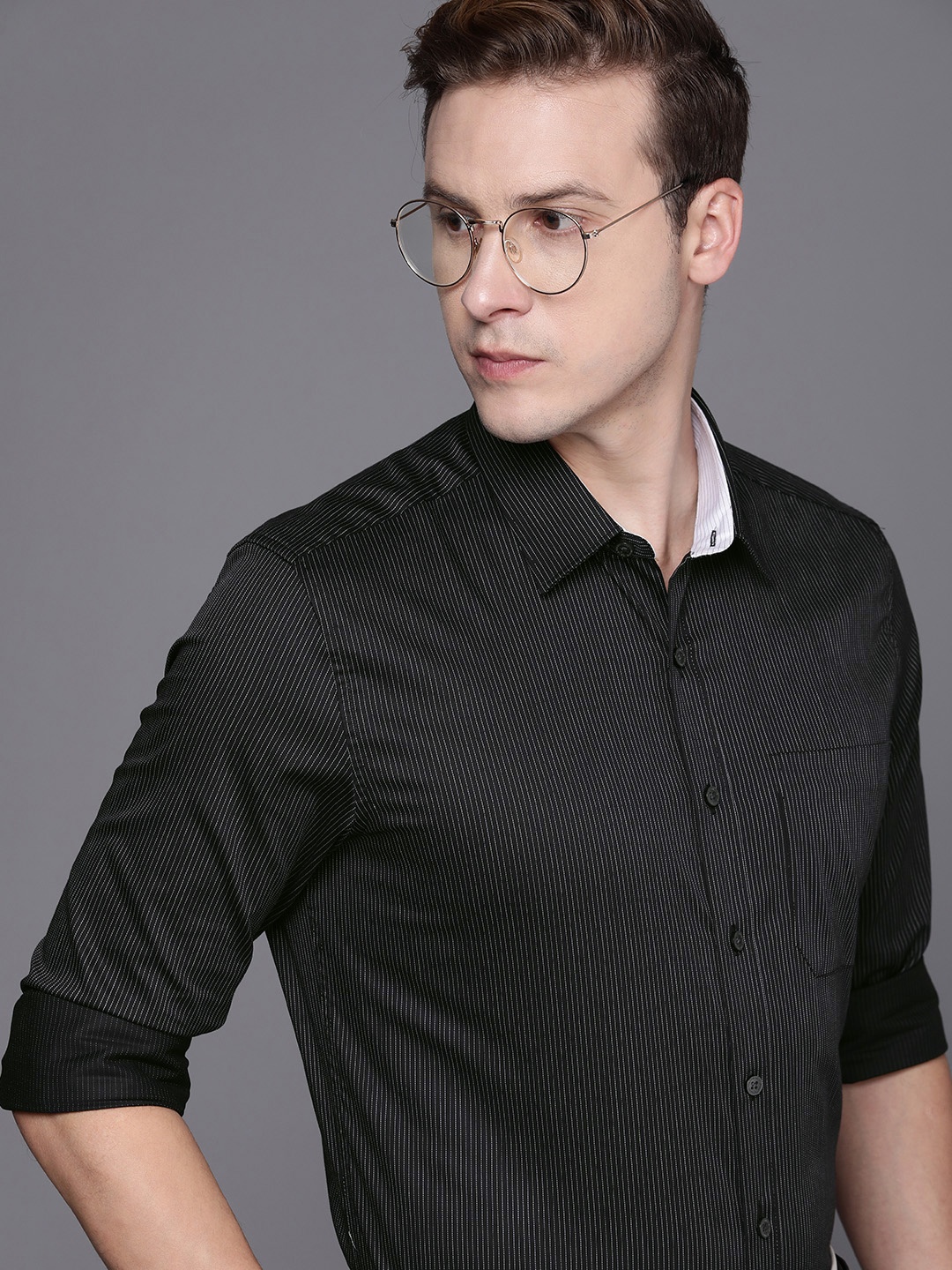 

Louis Philippe Men Slim Fit Striped Formal Shirt, Black