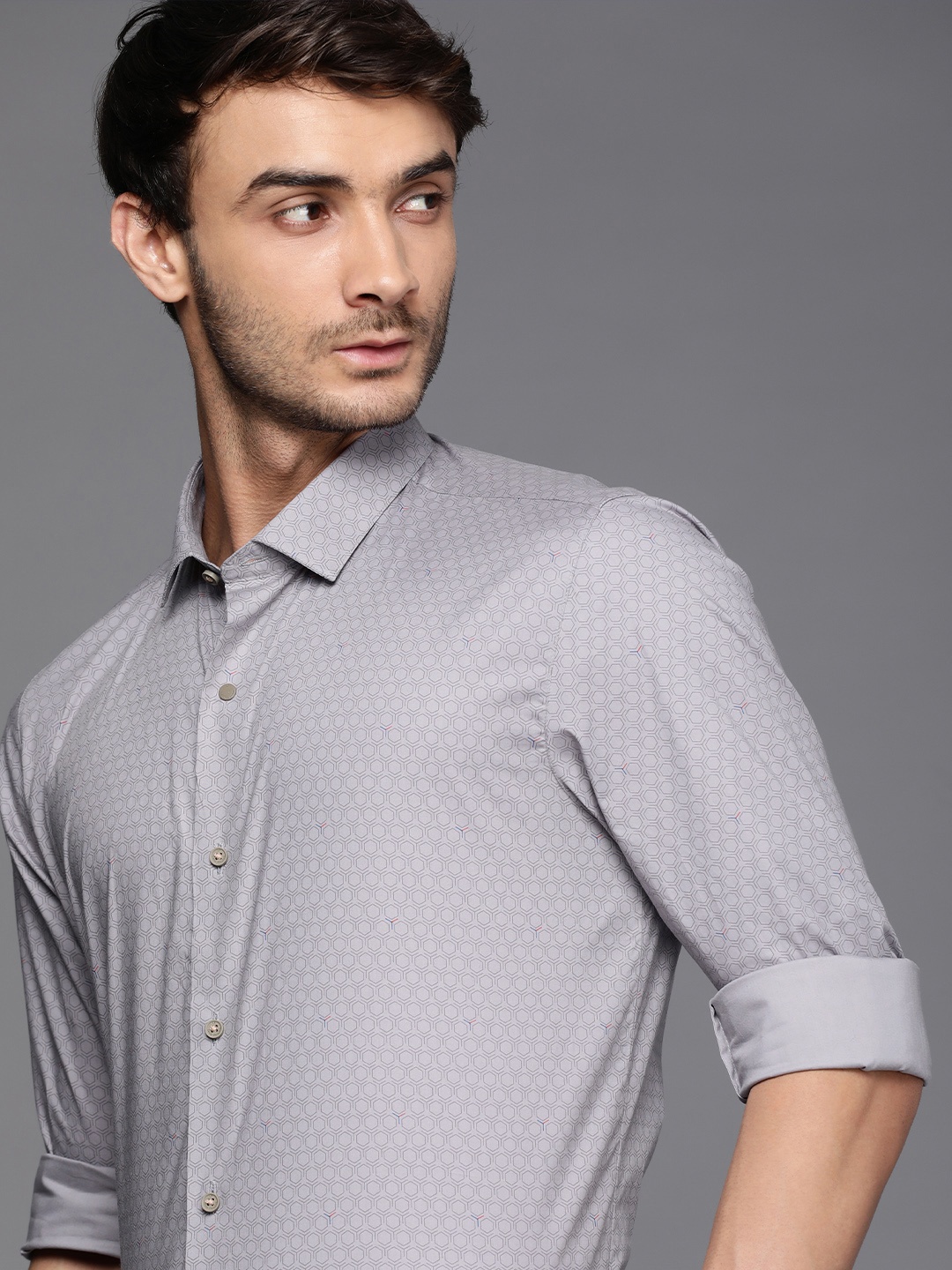 

Louis Philippe Ath.Work Geometric Printed Super Slim Fit Semi Formal Shirt, Grey