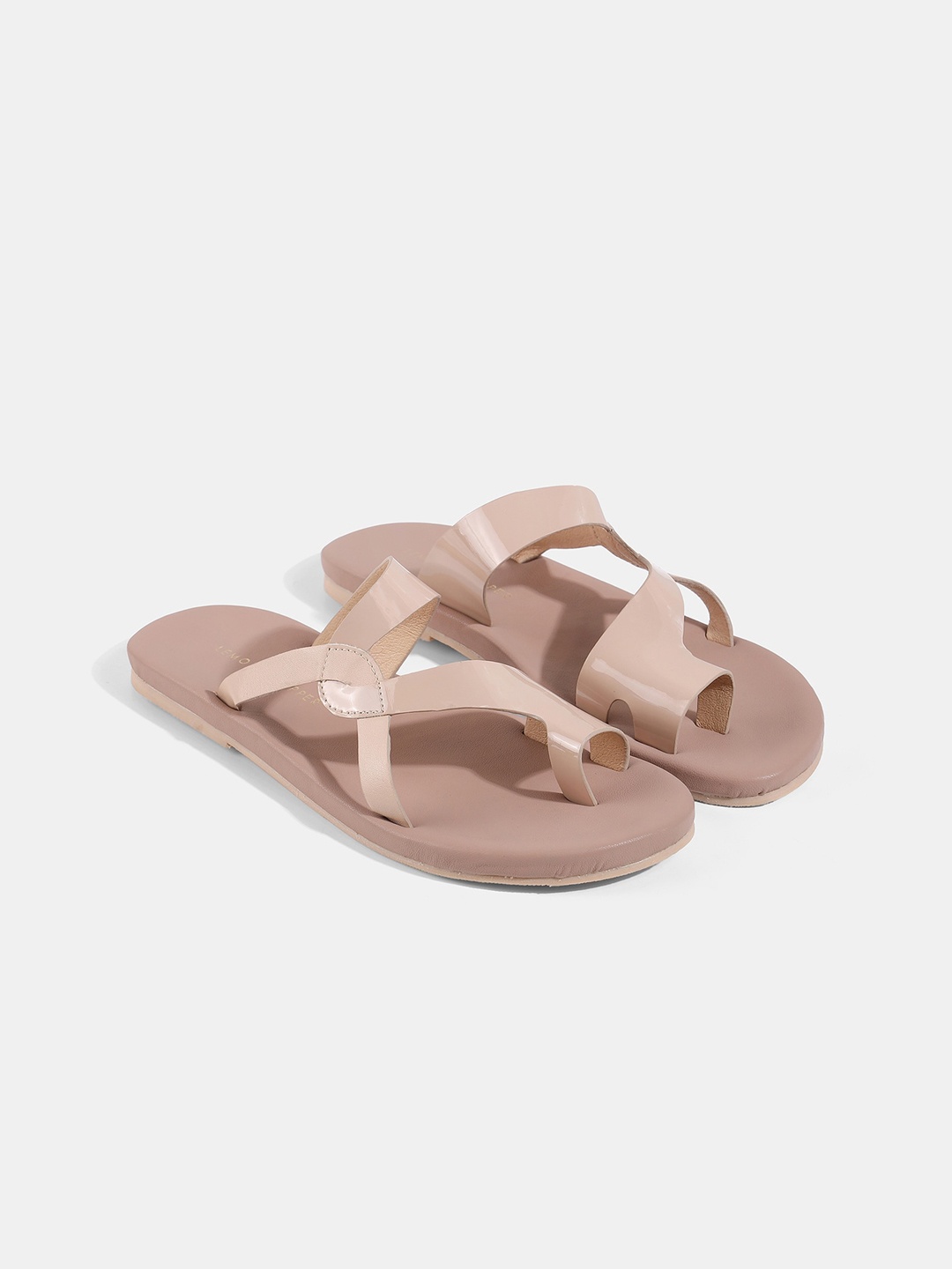 

LEMON & PEPPER Women One Toe Flats, Beige