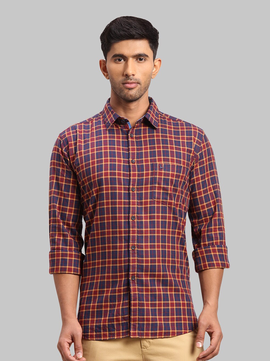 

Parx Men Slim Fit Printed Checked Casual Shirt, Red