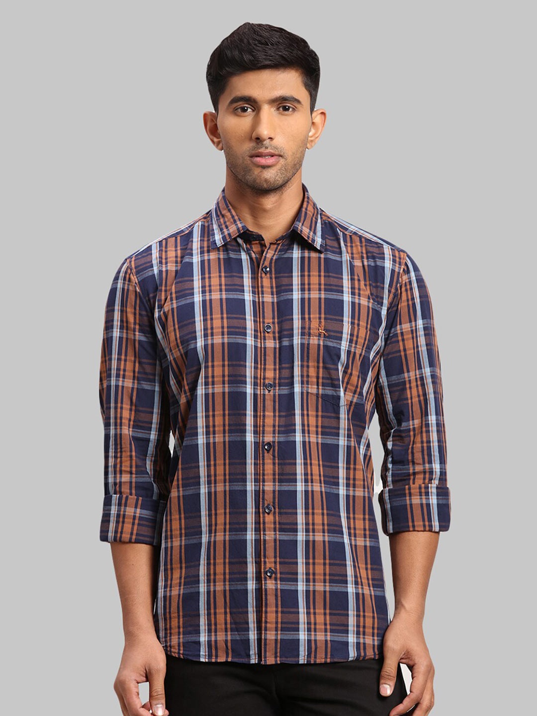 

Parx Men Slim Fit Checked Cotton Casual Shirt, Brown