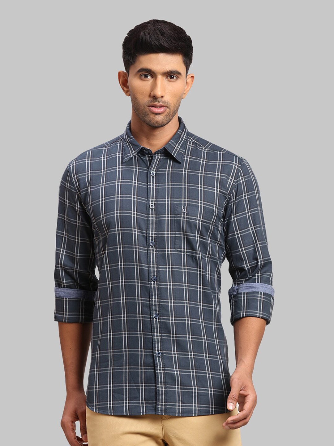 

Parx Men Slim Fit Checked Cotton Casual Shirt, Blue