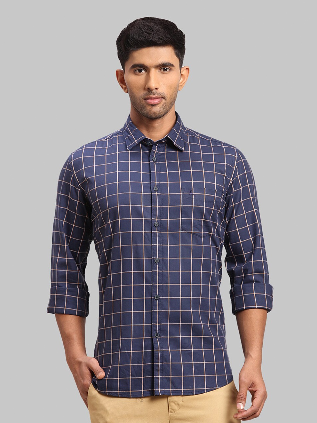 

Parx Men Slim Fit Checked Casual Shirt, Blue