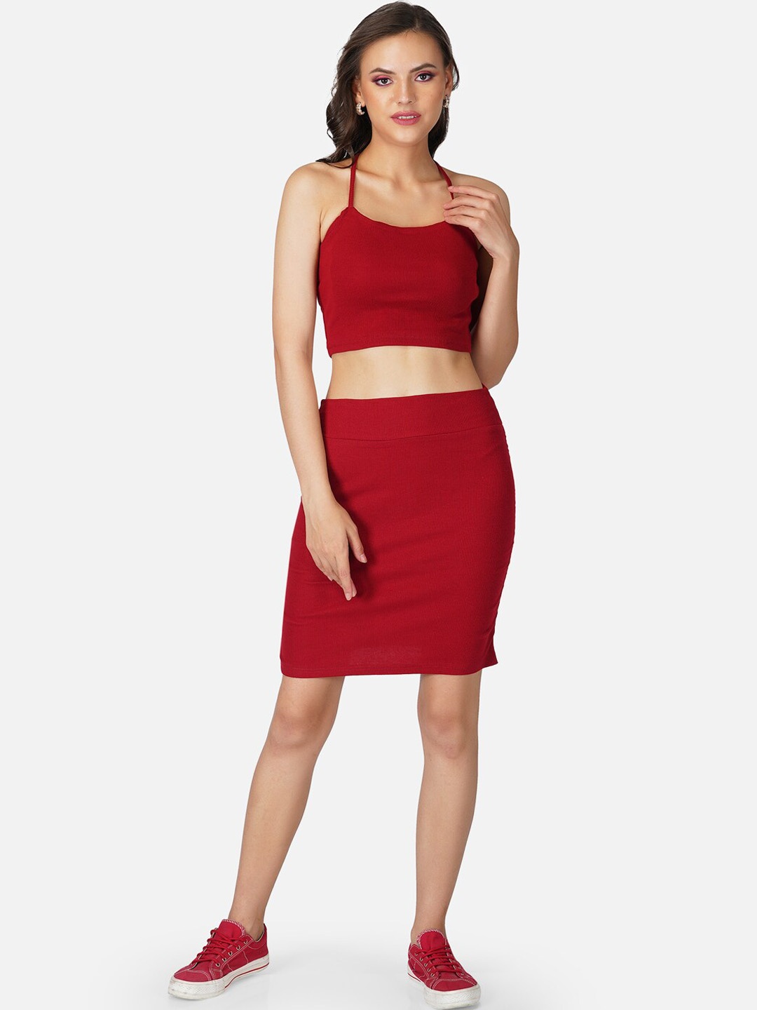 

Tinted Women Pure Cotton String Top & Pencil Skirts, Maroon
