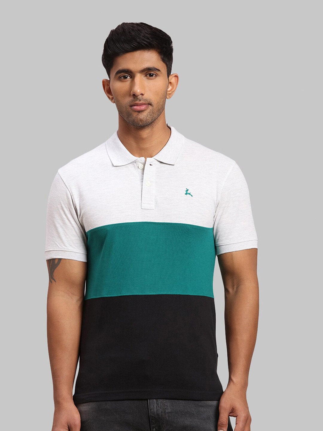 

Parx Men Black & White Colourblocked Polo Collar T-shirt