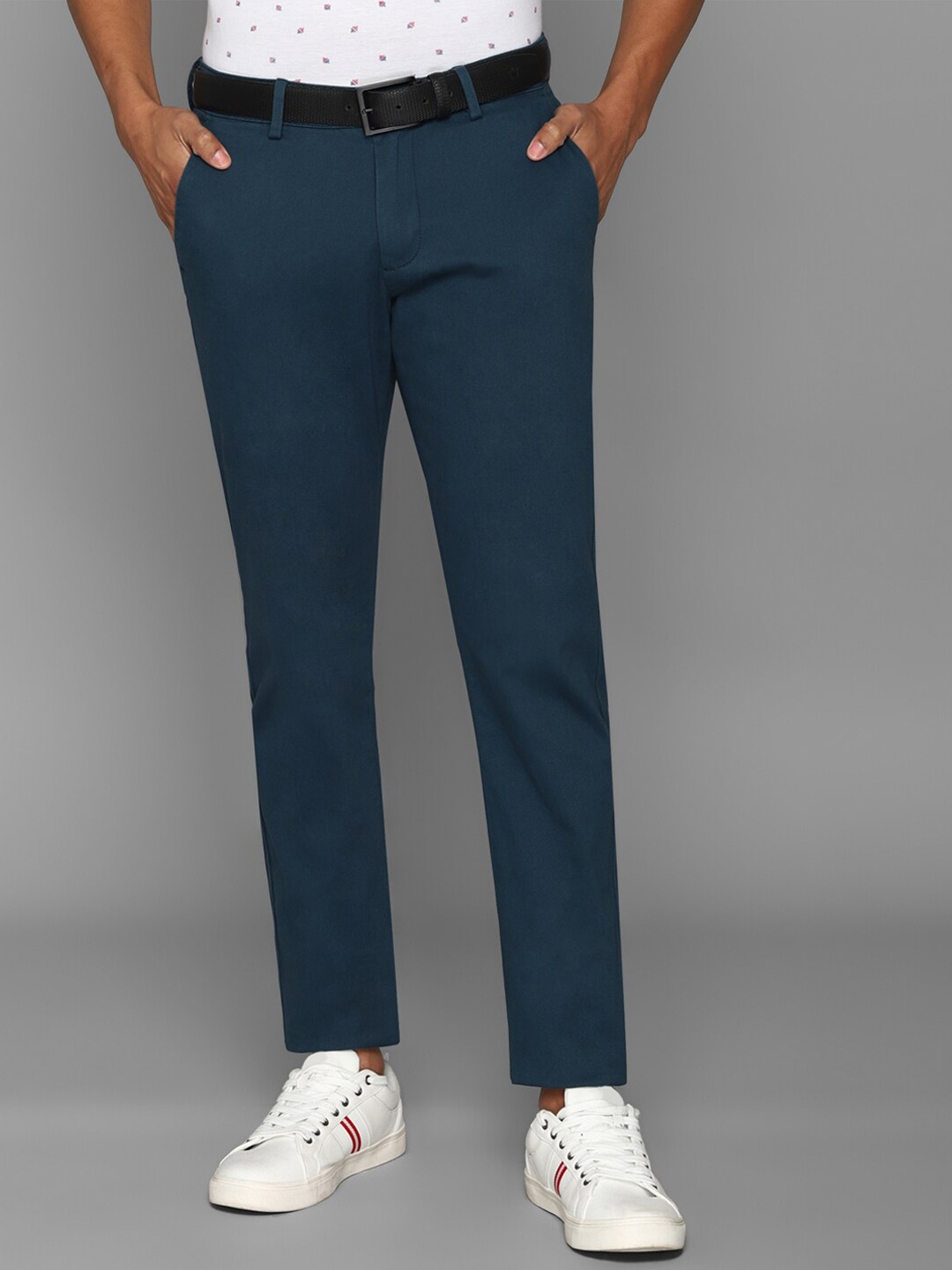 

Allen Solly Men Cotton Slim Fit Trousers, Navy blue