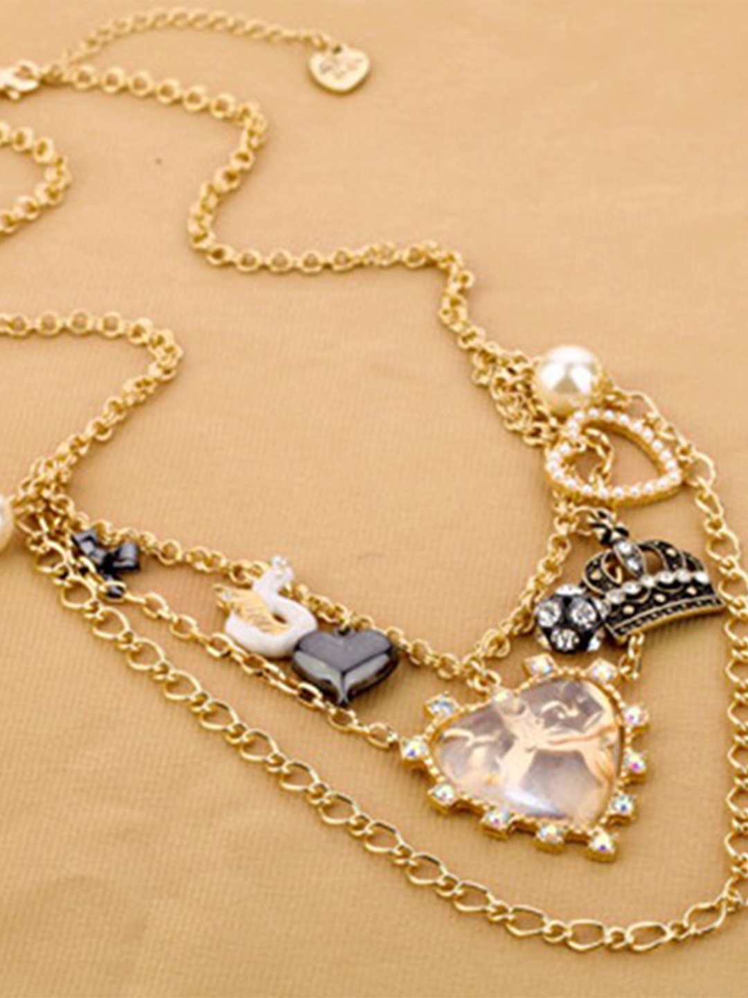 

The Pari Gold-Plated Necklace