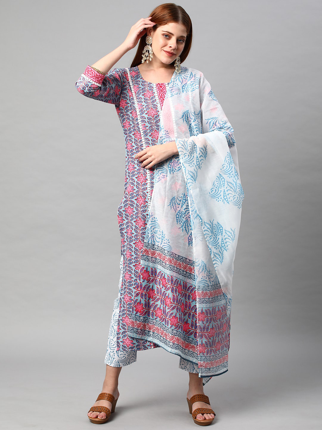 

KALINI Women Floral Printed Kurta with Trousers & Dupatta, Blue