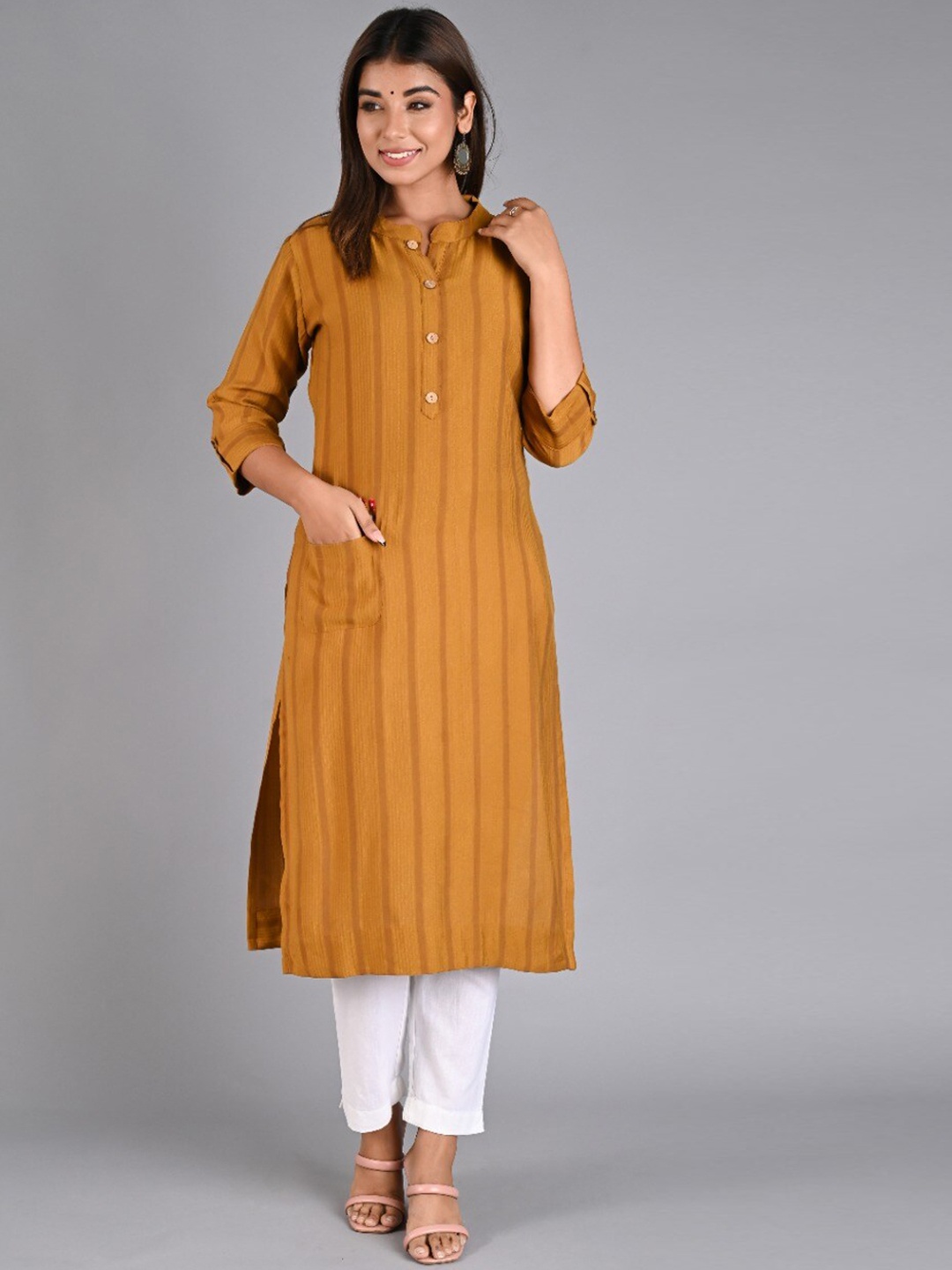 

Do Dhaage Striped Thread Work Floral Cotton Kurta, Mustard