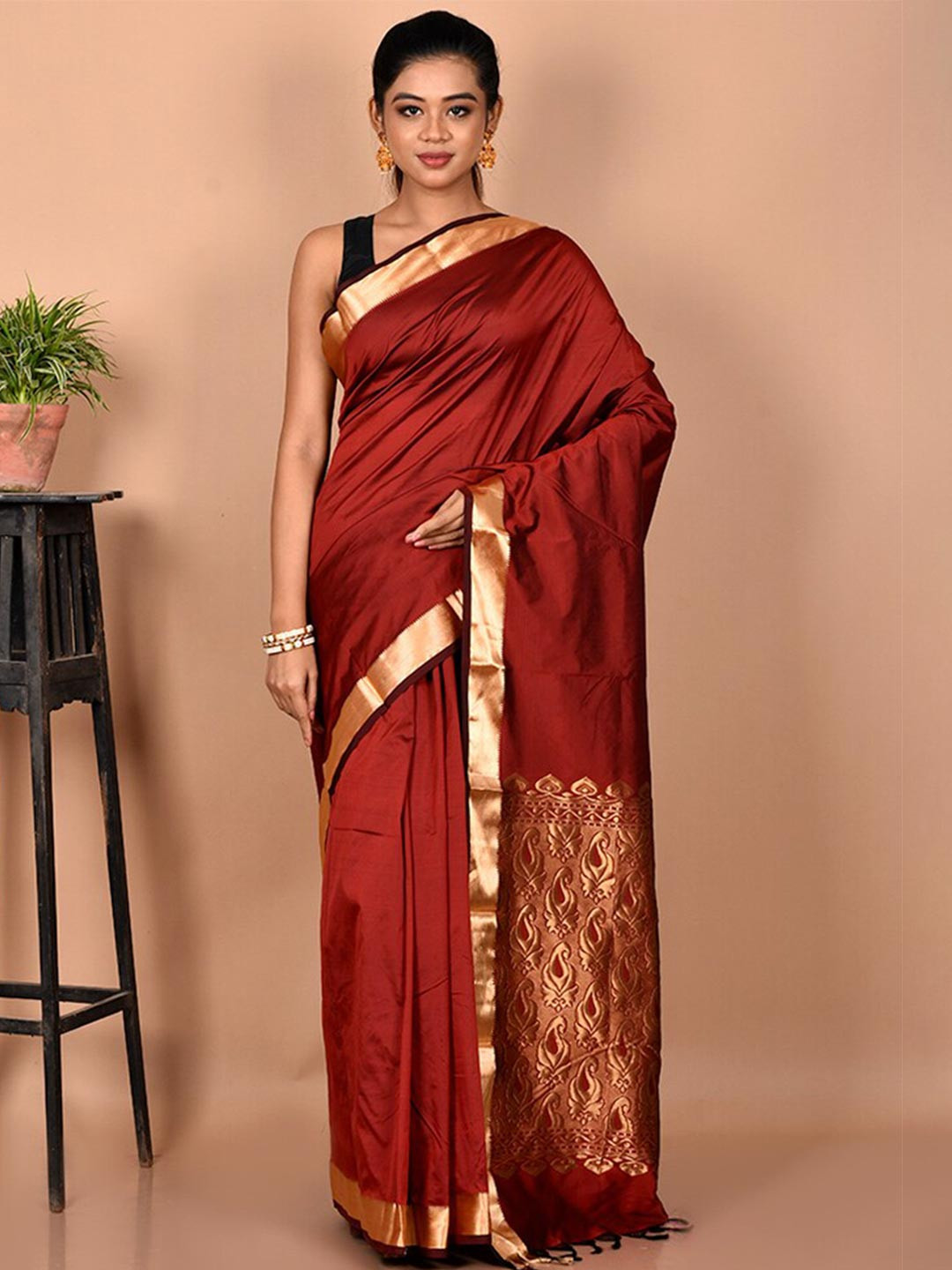 

AllSilks Woven Design Zari Silk Blend Kanjeevaram Saree, Maroon