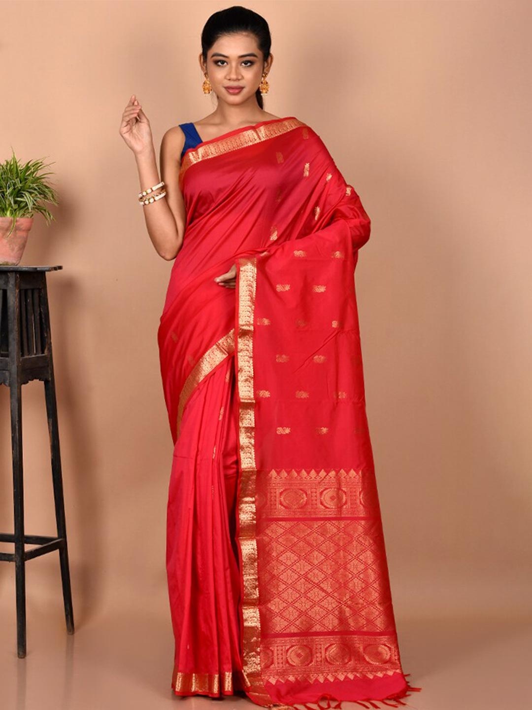 

AllSilks Woven Design Zari Silk Blend Kanjeevaram Saree, Pink