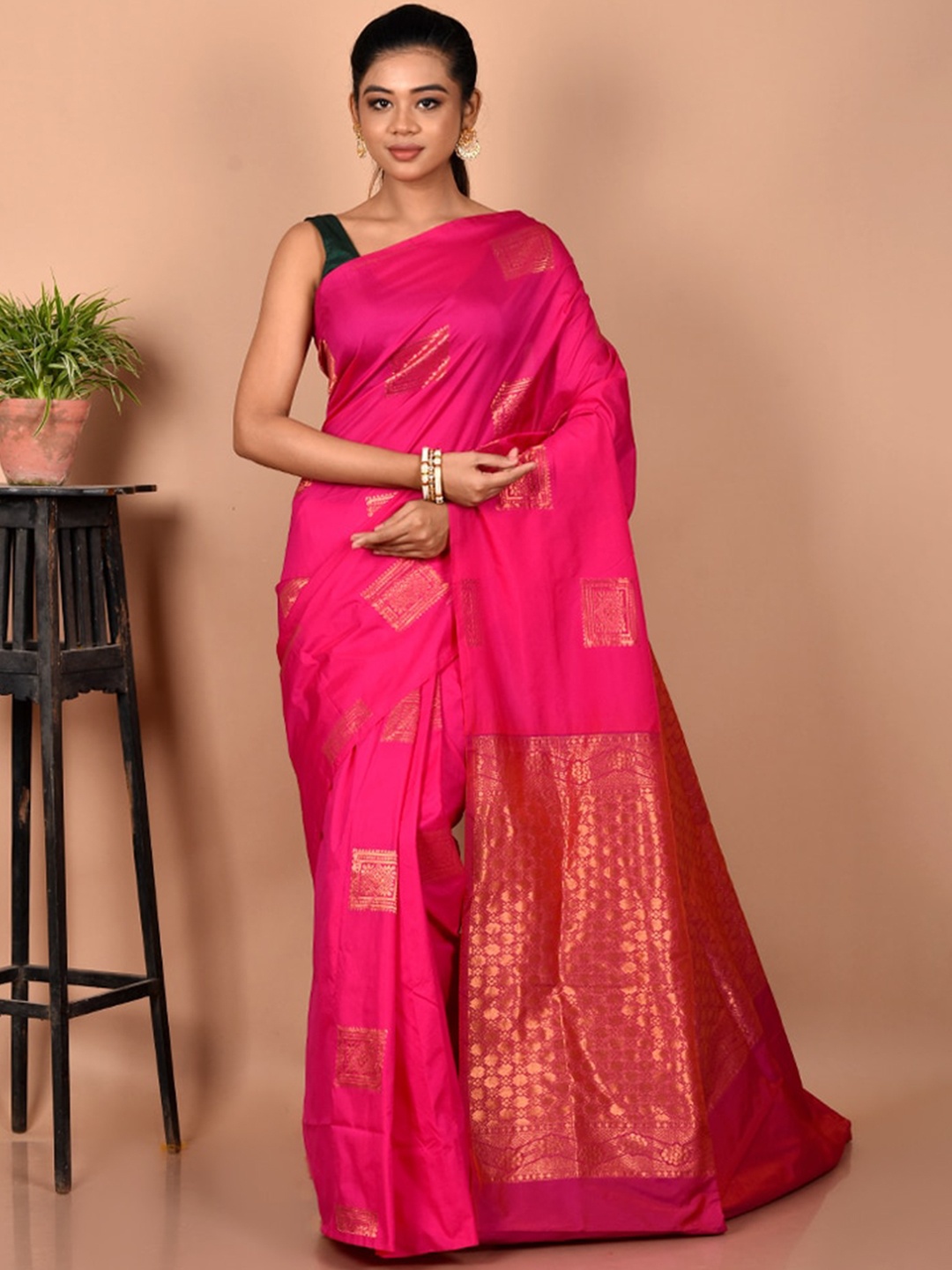 

AllSilks Woven Design Zari Silk Blend Kanjeevaram Saree, Pink