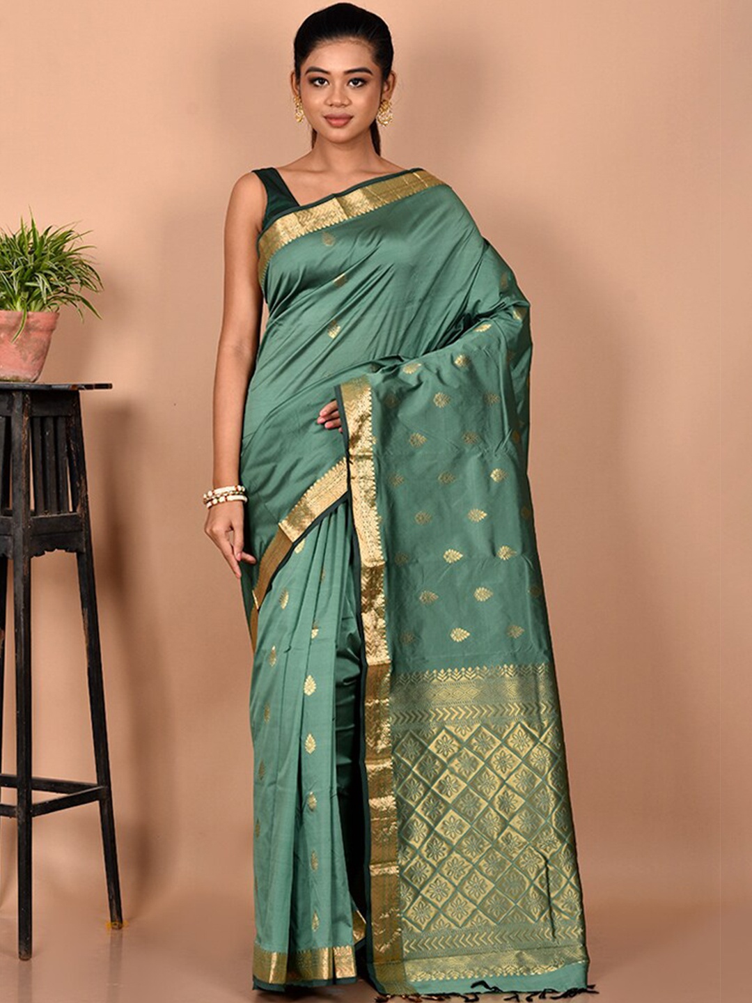 

AllSilks Woven Design Zari Silk Blend Kanjeevaram Saree, Green