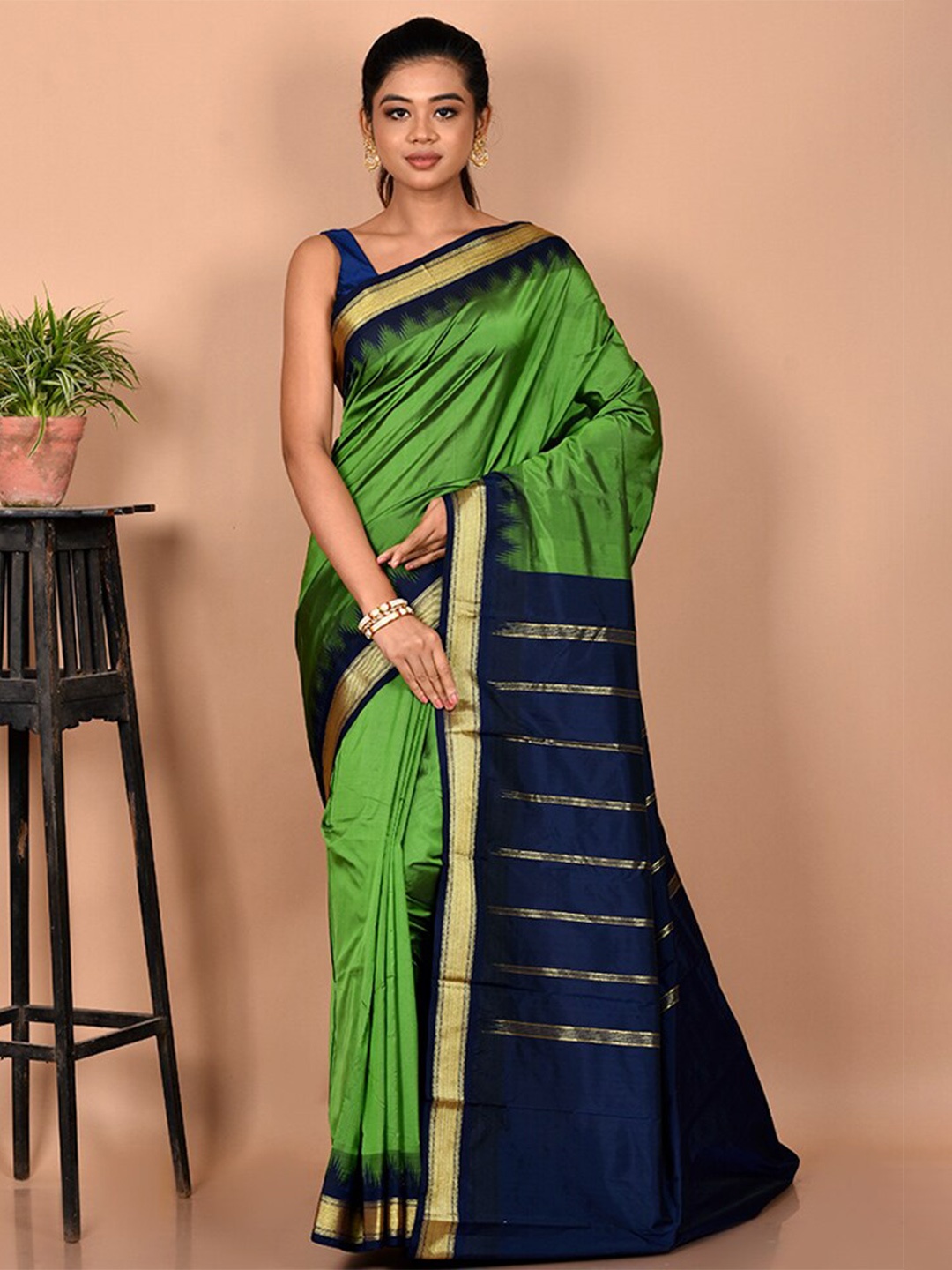 

AllSilks Woven Design Zari Silk Blend Kanjeevaram Saree, Green