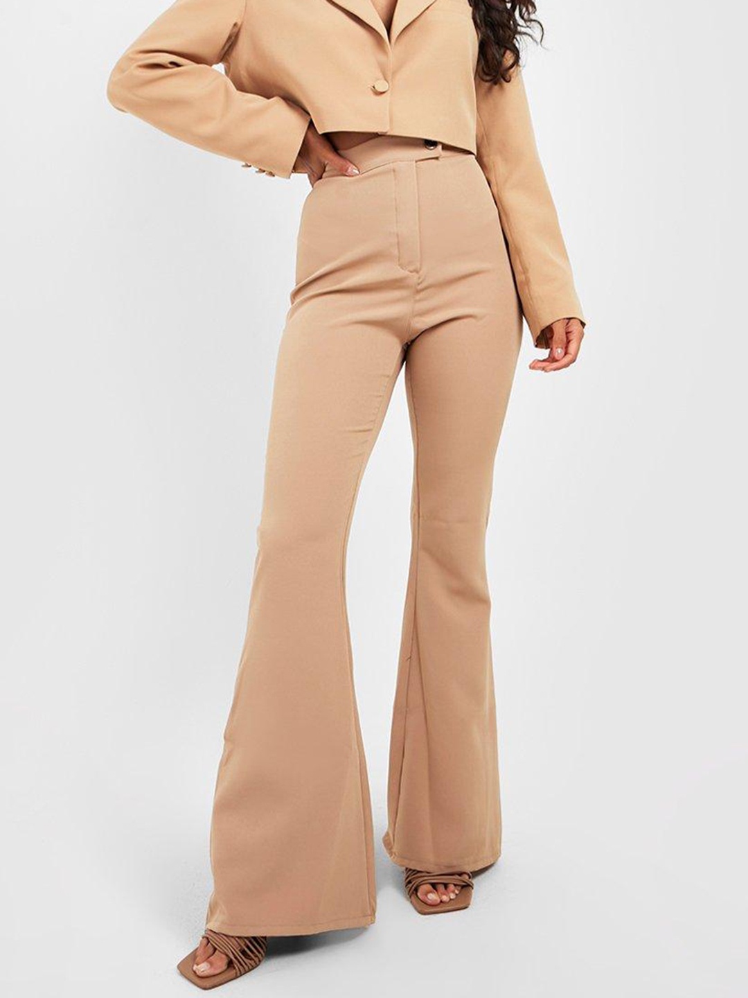 

Boohoo Women Flared Trousers, Beige