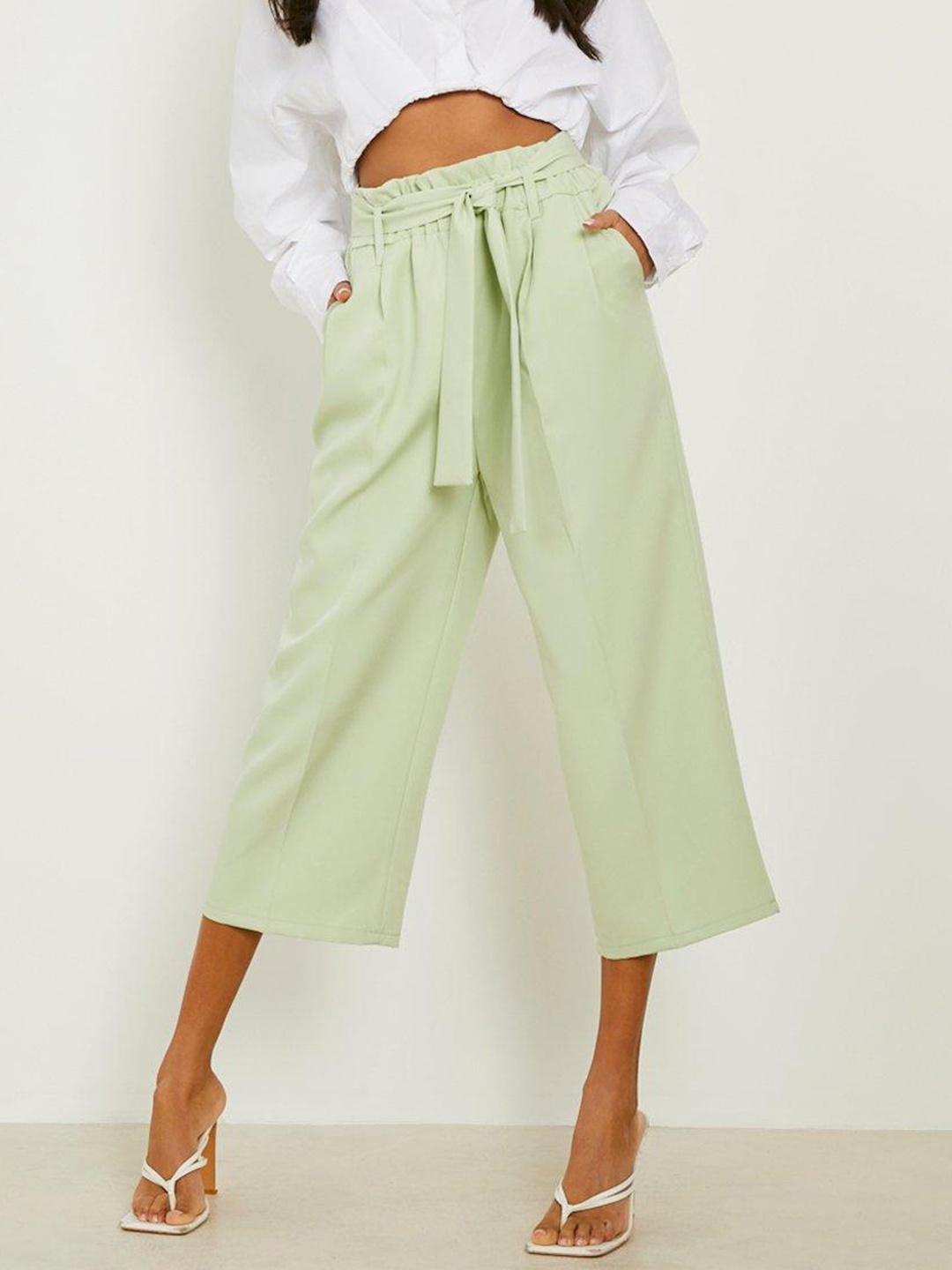 

Boohoo Women Pleated Crop Trousers, Green