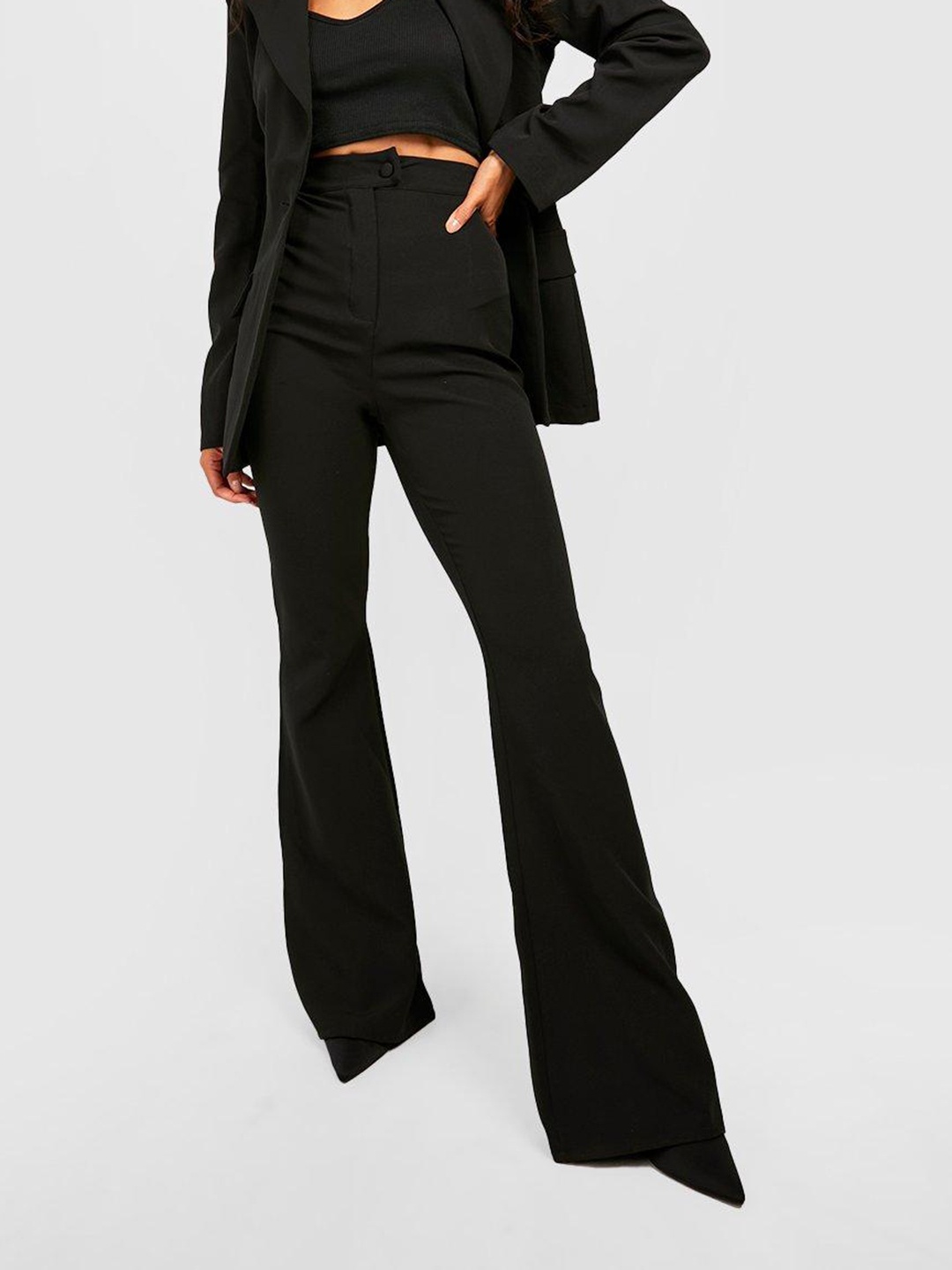 

Boohoo Women Flared Trousers, Black