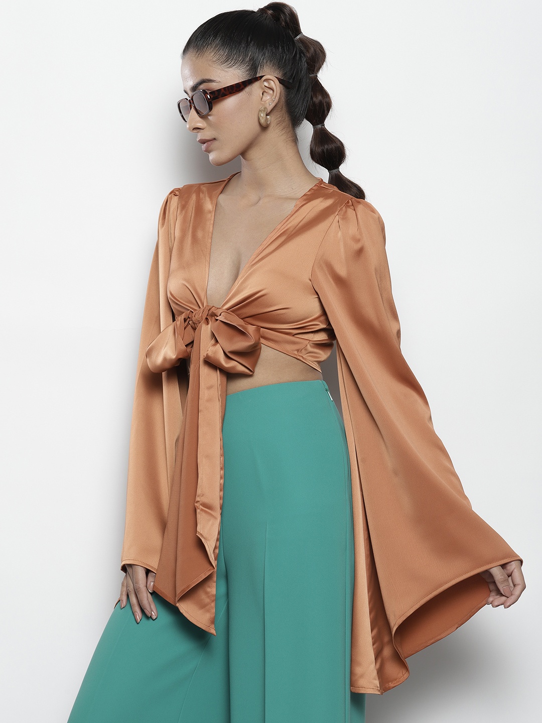 

Boohoo Volume Sleeves Tie-Up Detail Crop Top, Rust