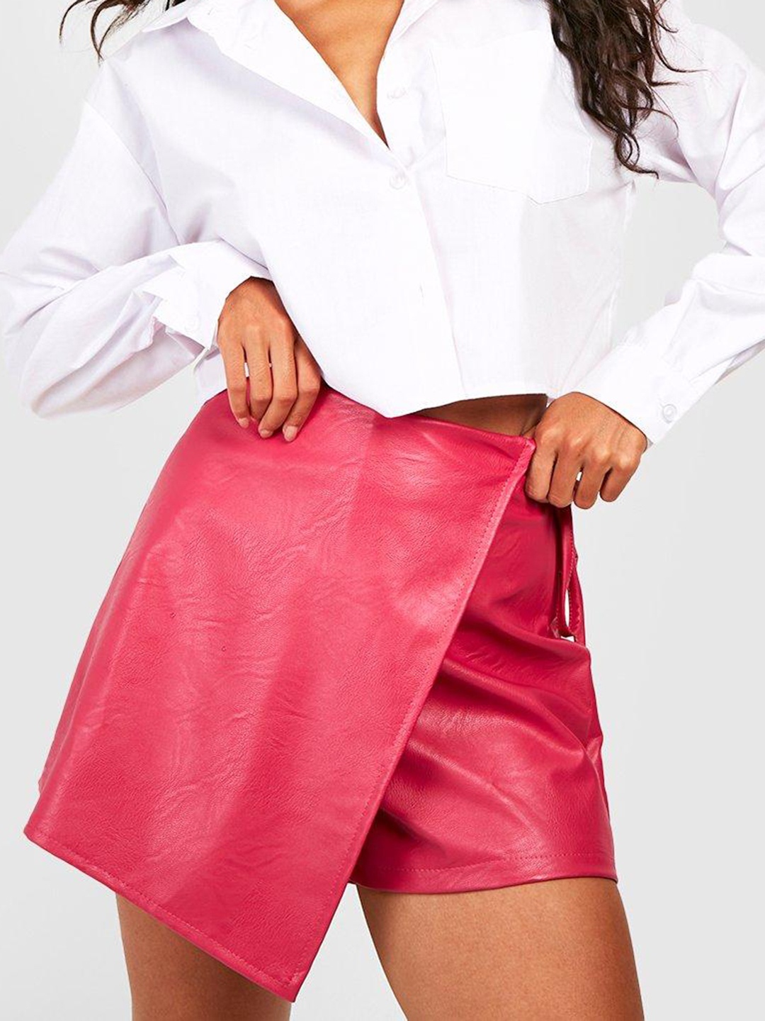 

Boohoo Faux Leather Mini Skorts, Pink