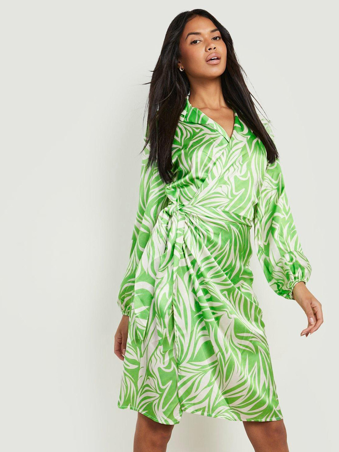 

Boohoo Tropical Print Satin Wrap Dress, Green