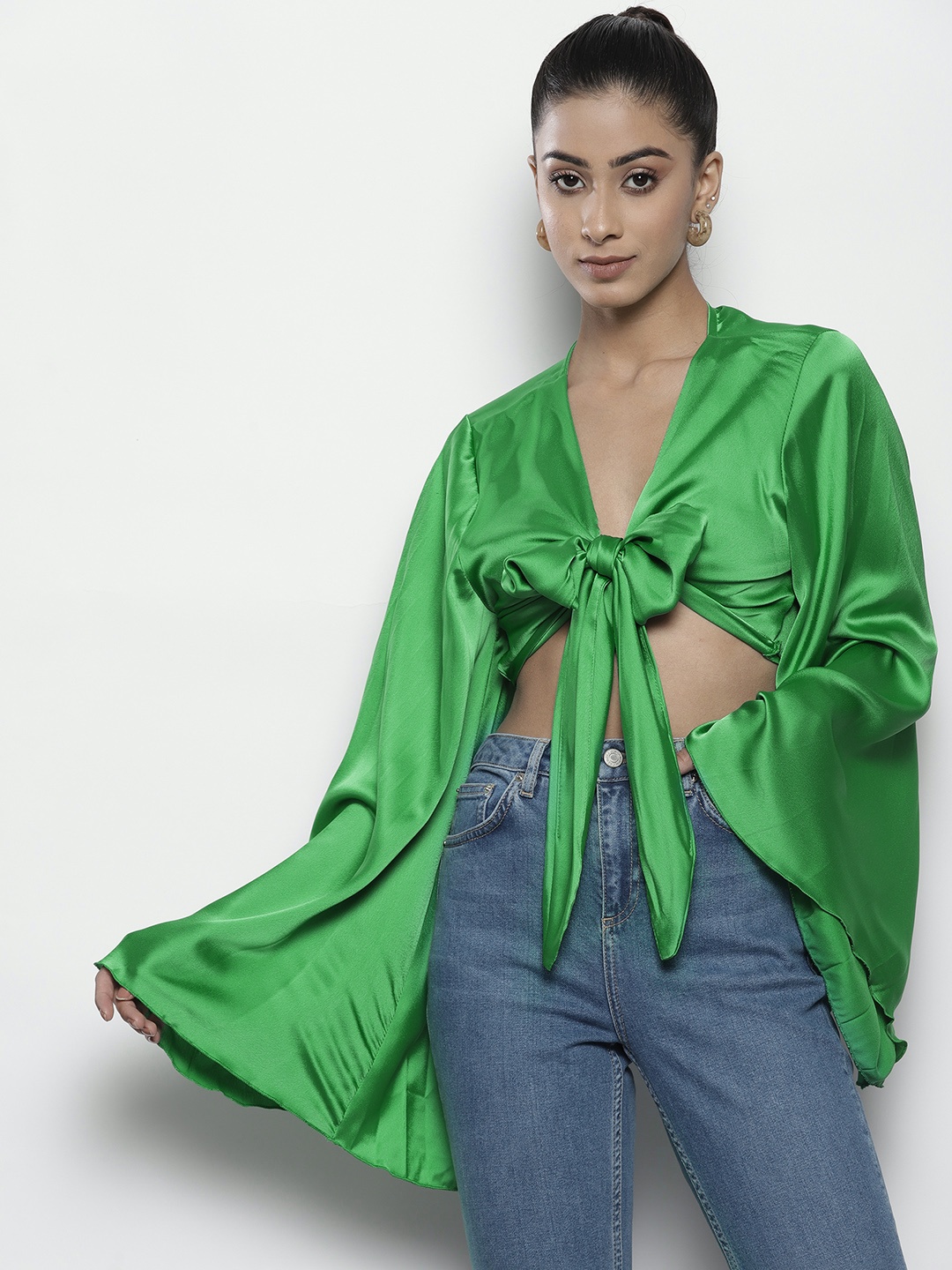 

Boohoo Satin Pleated Knot Detailed Crop Top, Green