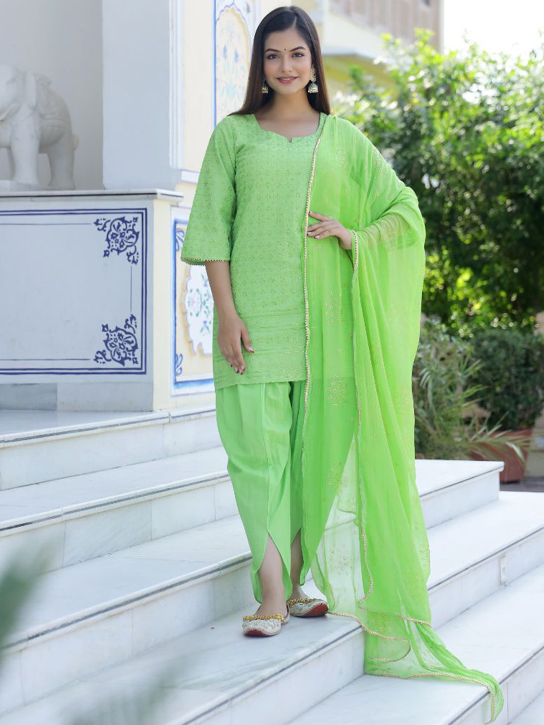 

Baisacrafts Women Floral Embroidered Pure Cotton kurta with Dhoti Pants & Dupatta, Green