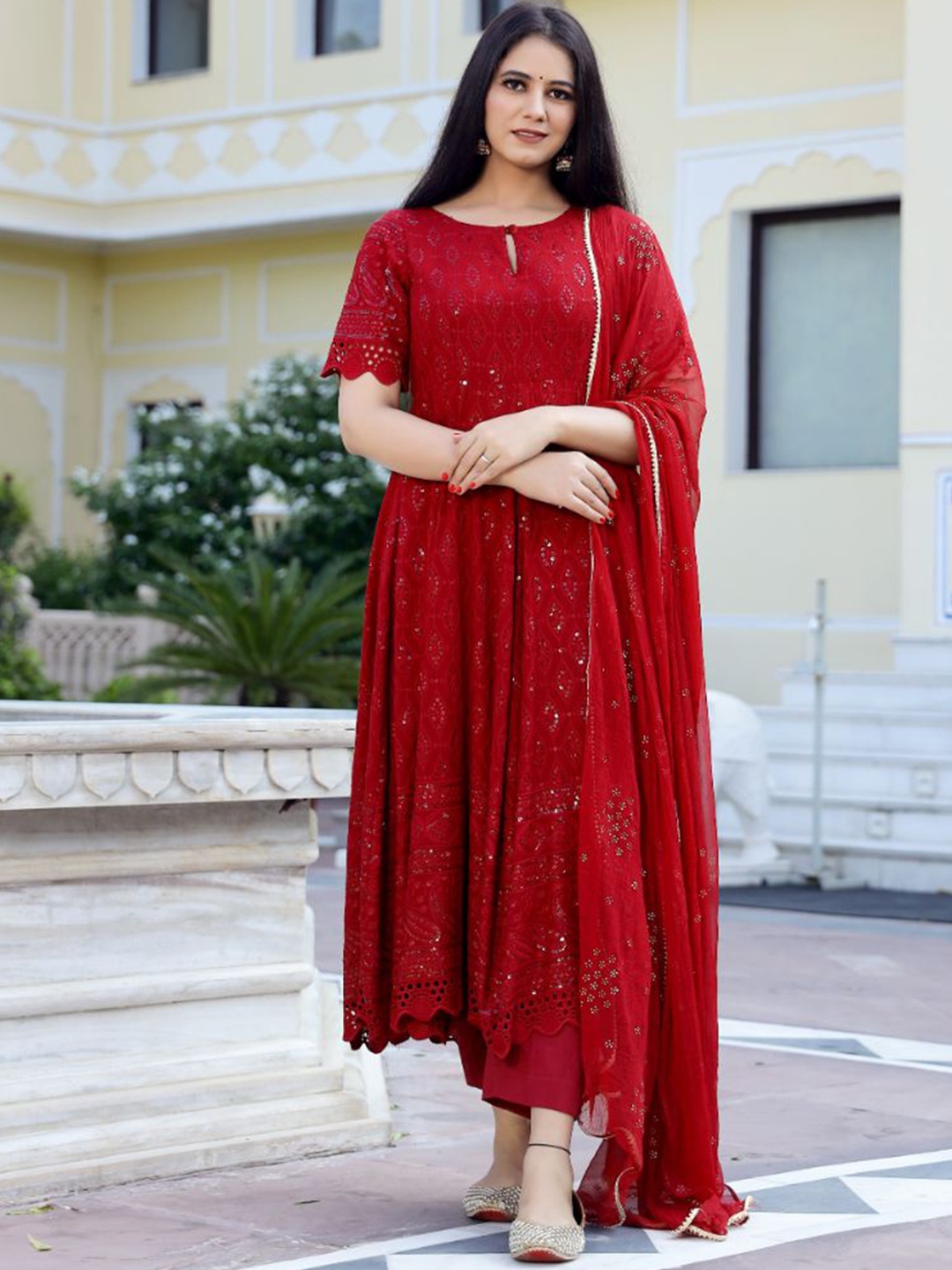 

Baisacrafts Ethnic Motifs Pleated Pure Cotton Kurta with Trousers & Dupatta, Maroon