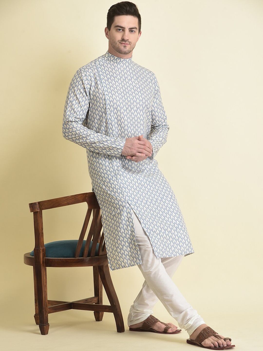 

TABARD Men Ethnic Motifs Printed Pure Cotton Kurta With Churidar, Blue