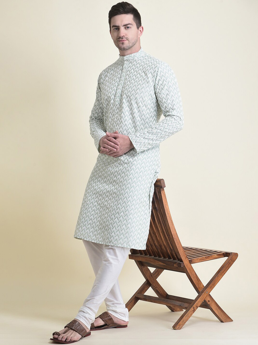 

TABARD Men Chikankari Embroidered Thread Work Pure Cotton Kurta with Pyjama Set, Sea green