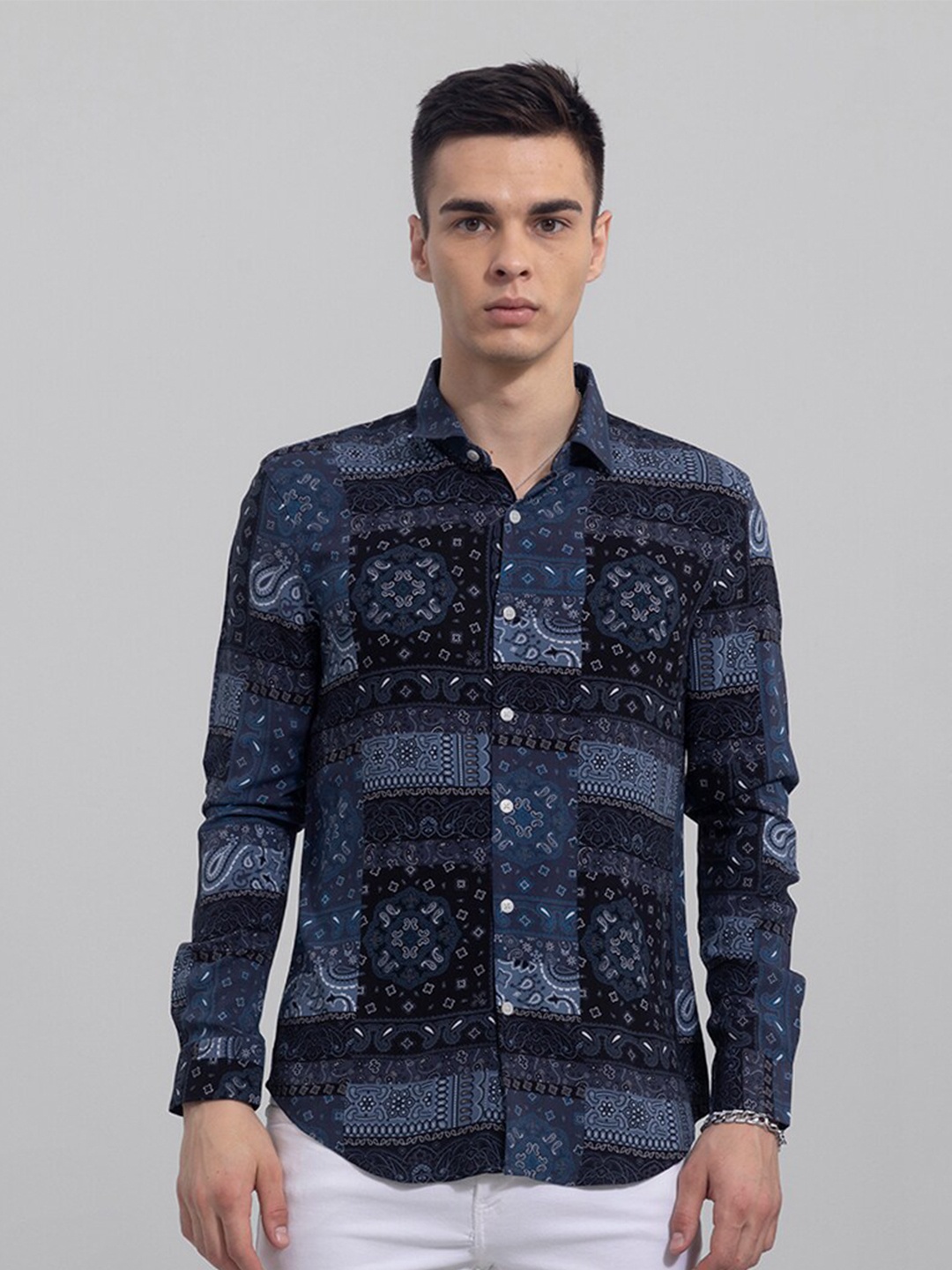 

Snitch Men Slim Fit Printed Casual Shirt, Blue