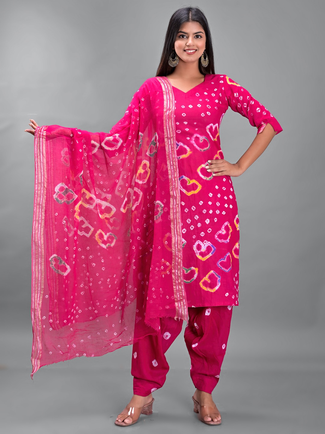 

Apratim Fuchsia & White Dyed Unstitched Dress Material