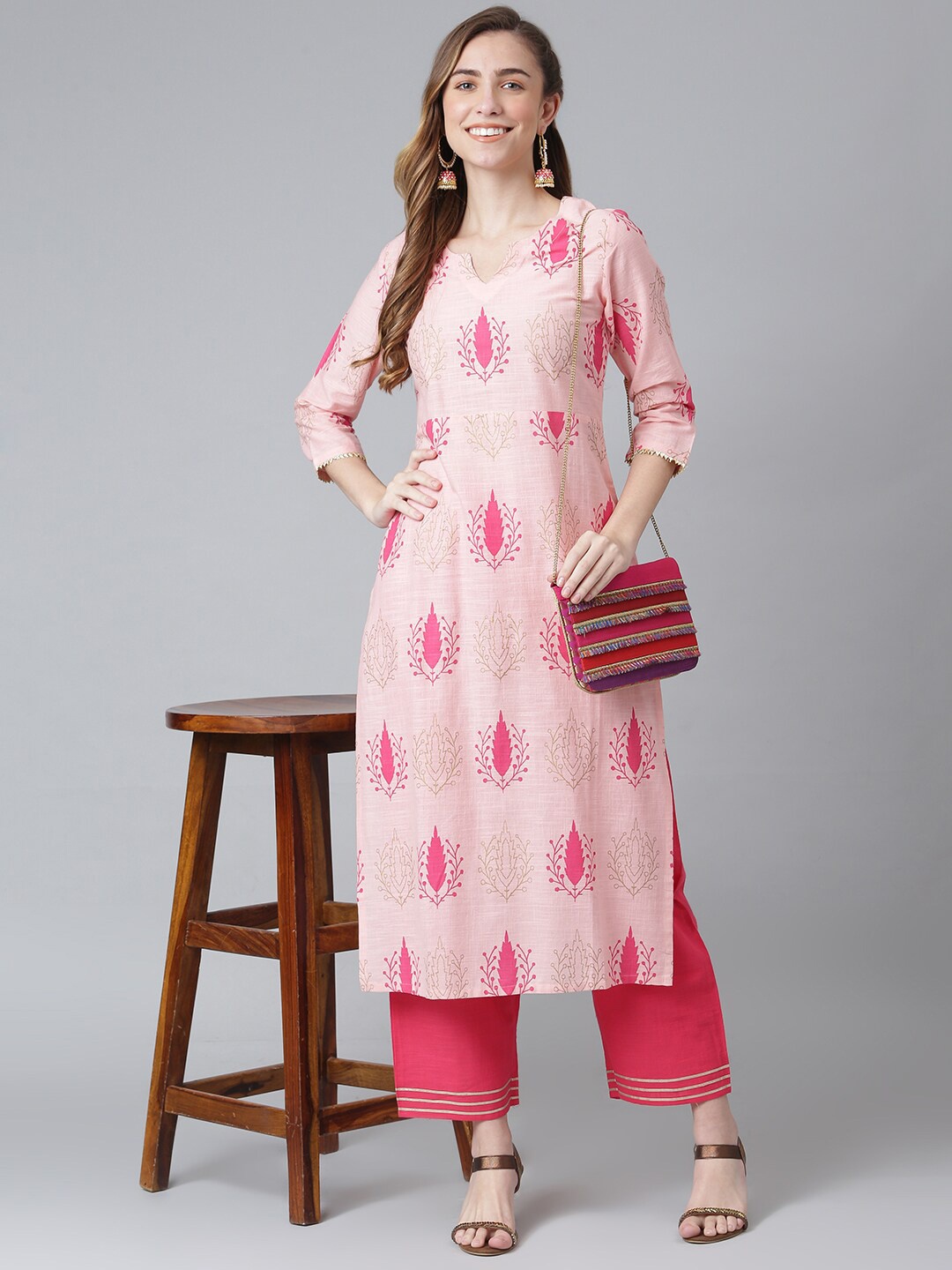 

Khushal K Printed Pure Cotton Kurta with Palazzos, Pink