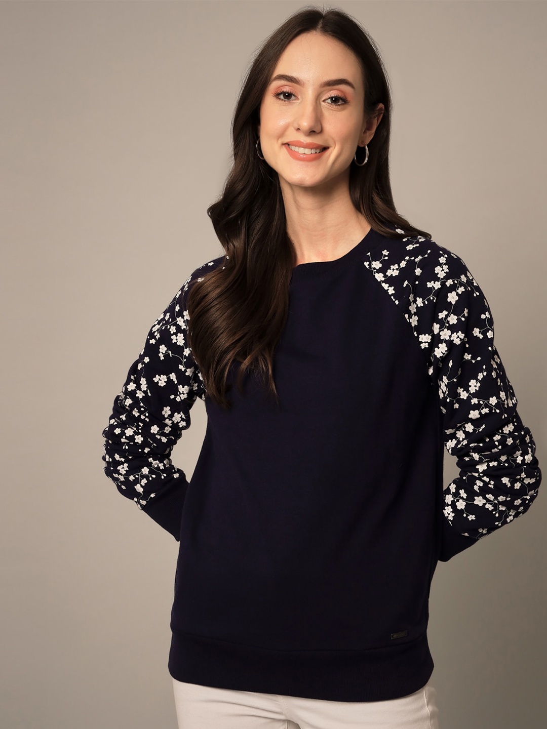 

Yaadleen Women Cotton Printed Sweatshirt, Navy blue