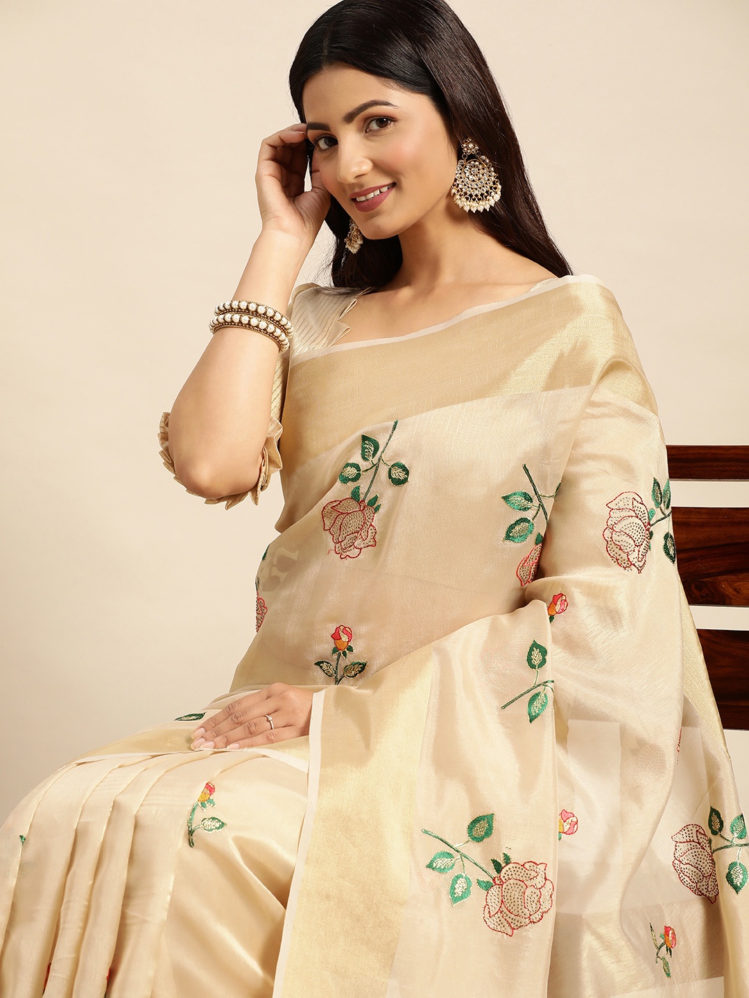 

Mitera Floral Linen Silk Embellished Embroidered Saree, Beige