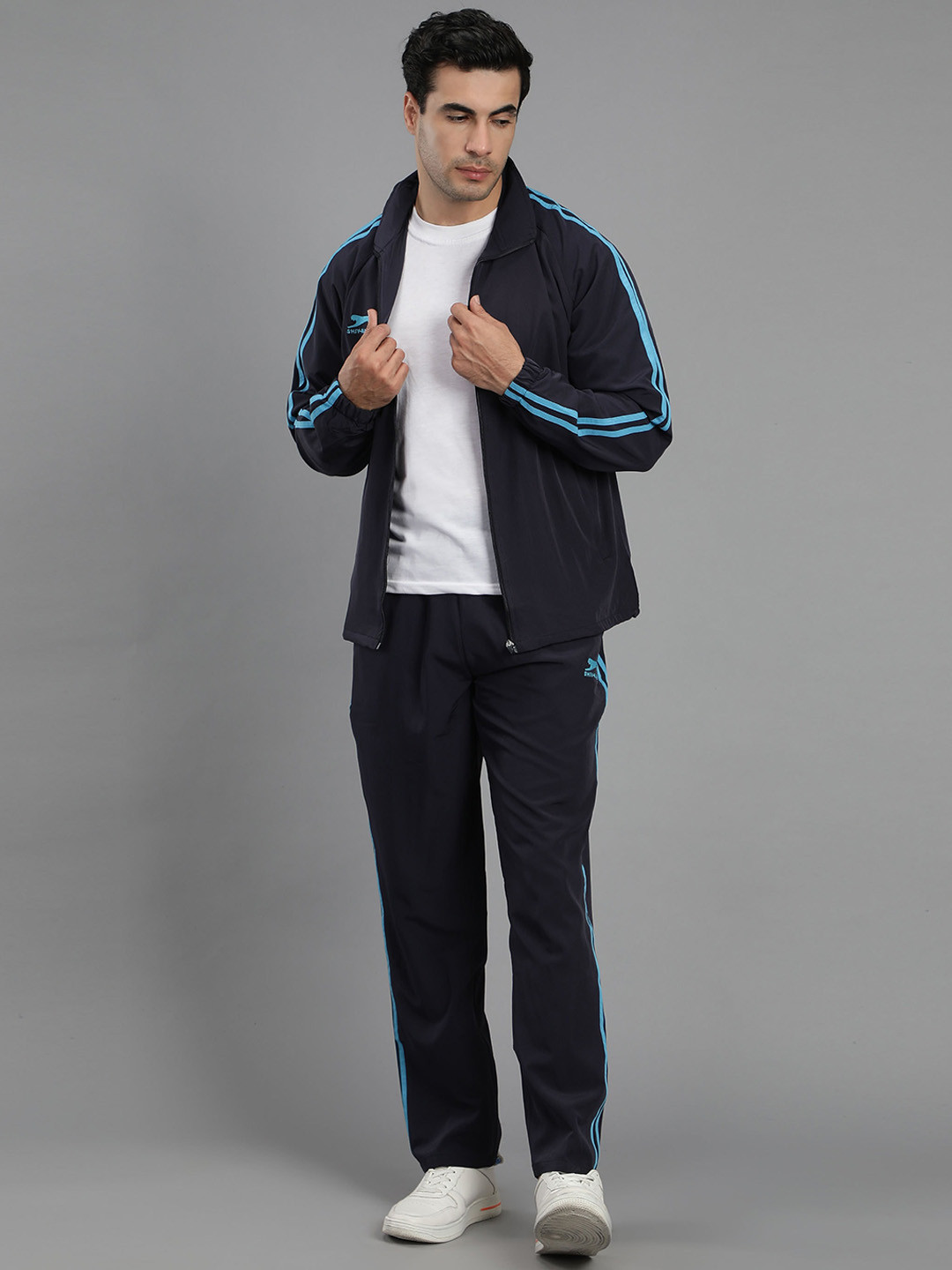 

Shiv Naresh Men Tracksuit, Navy blue