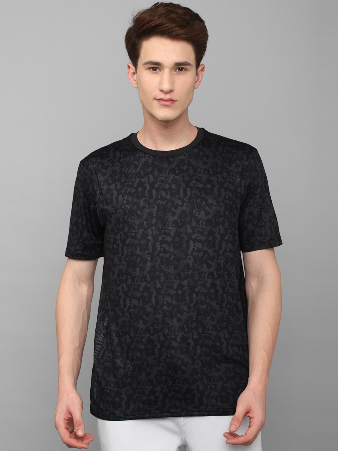 

Louis Philippe ATHPLAY Men Abstract Printed Slim Fit Cotton T-shirt, Black