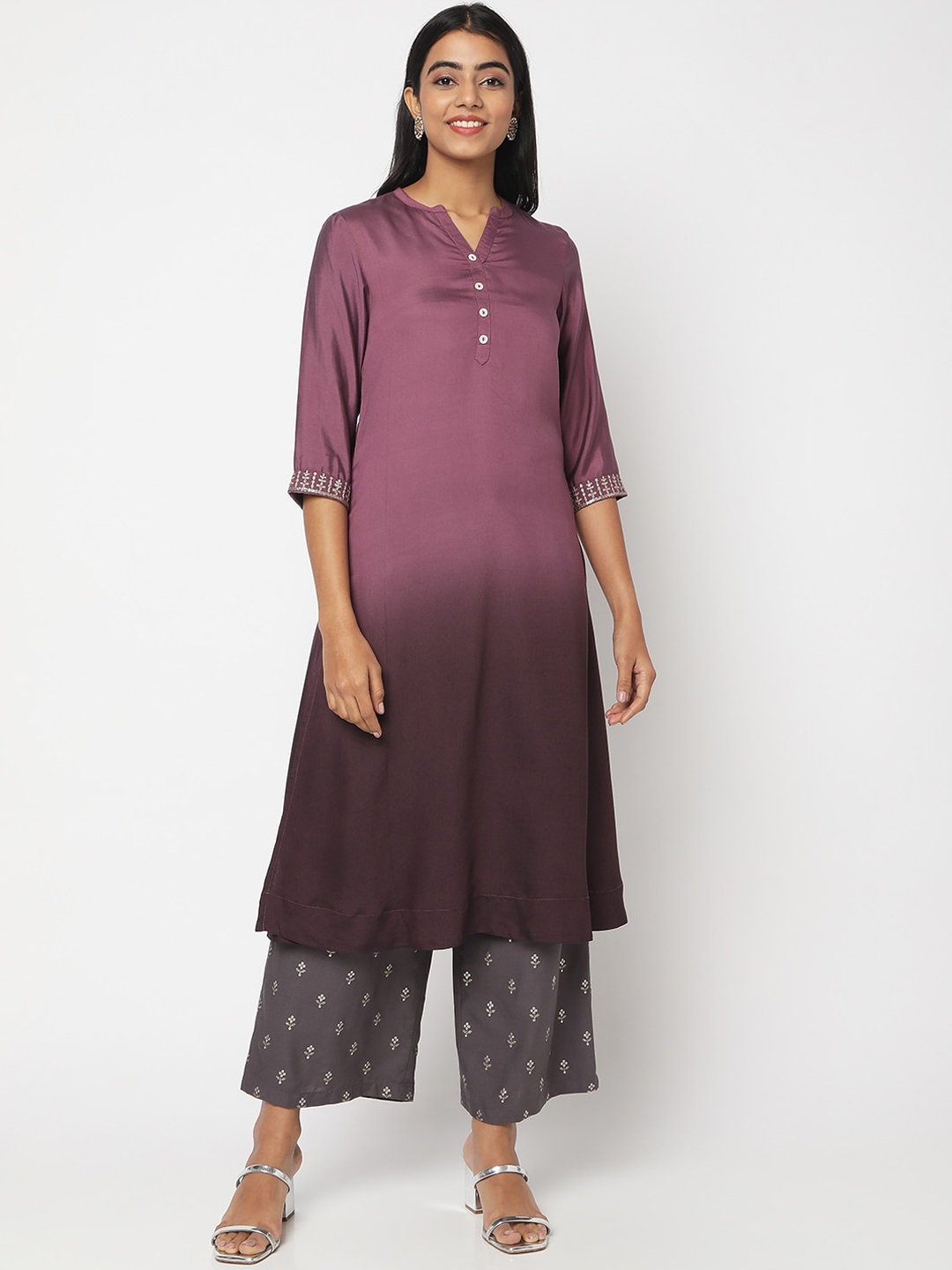 

Ethnicity Dyed Thread Work Satin Kurta, Purple