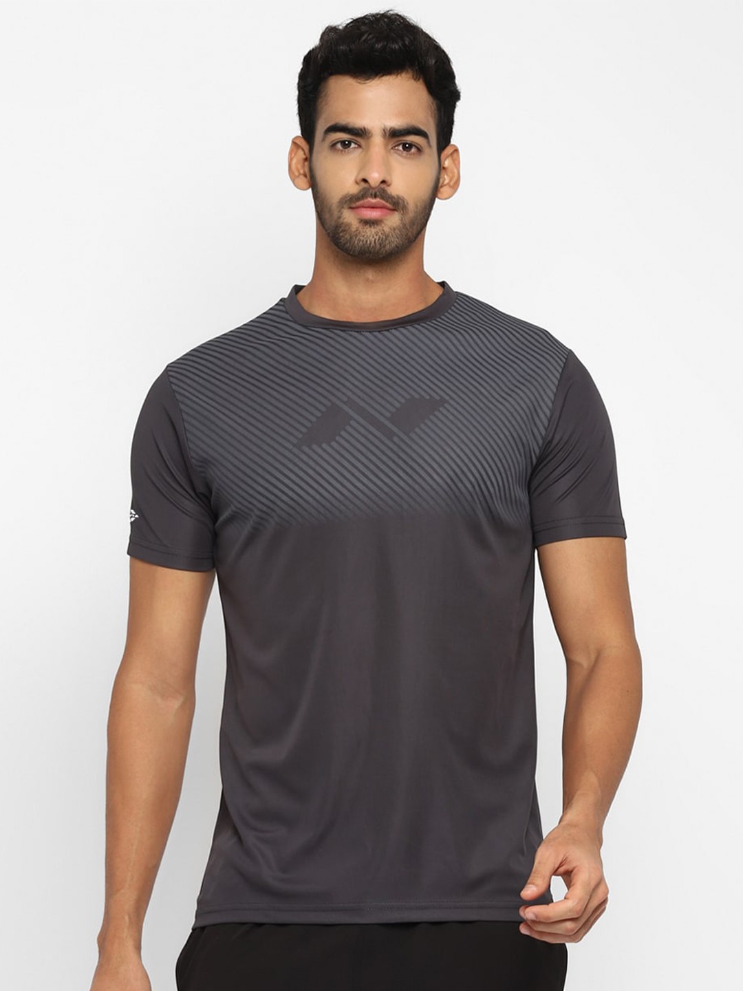 

NIVIA Men Round Neck T-shirt, Grey