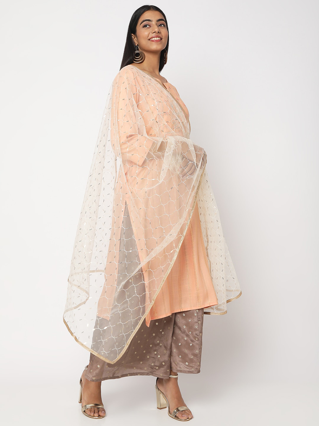 

Ethnicity Women Floral Embroidered & Thread Work Dupatta, Off white