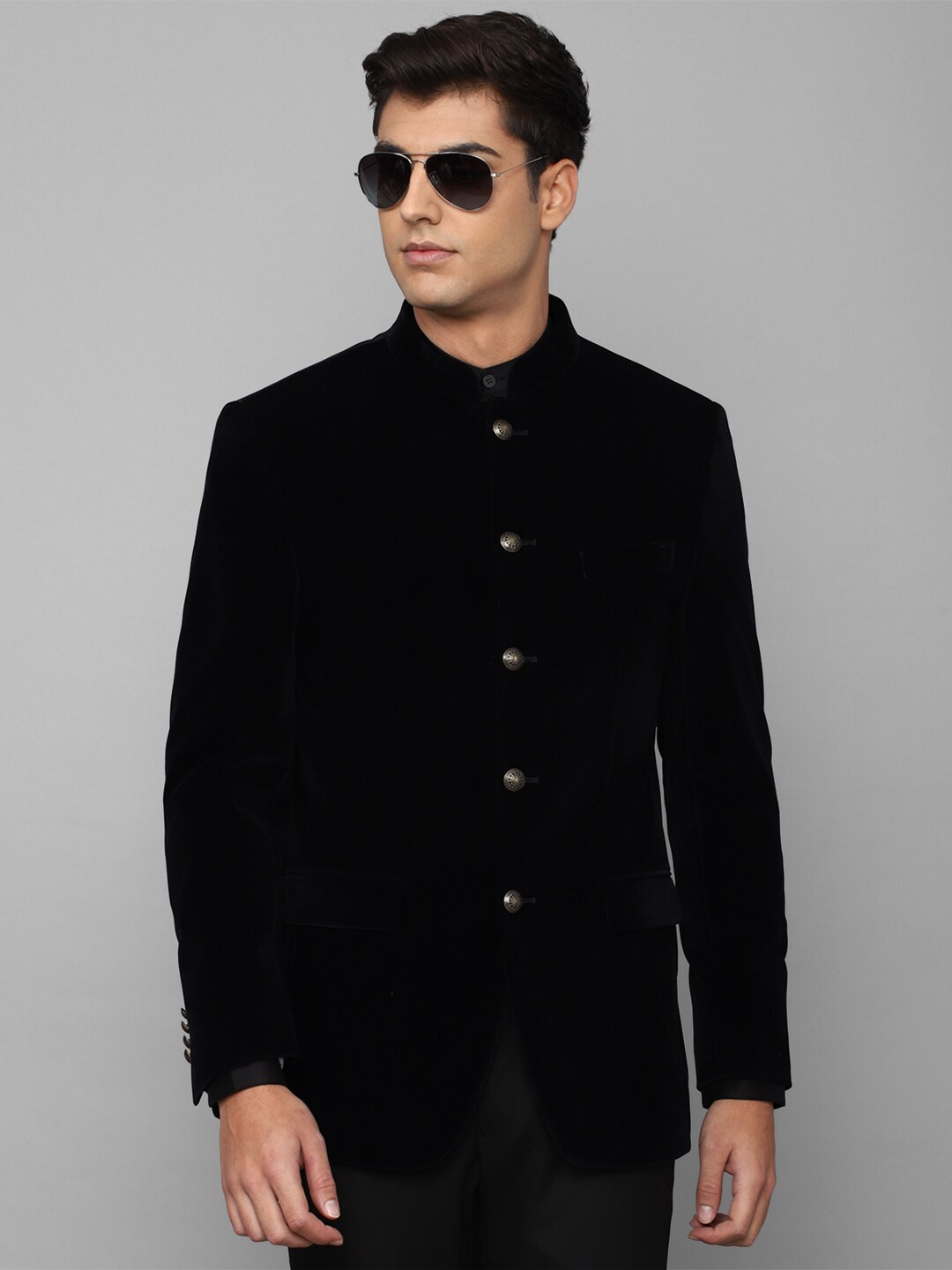 

Louis Philippe Men Bandhgala Single-breasted Formal Blazer, Black
