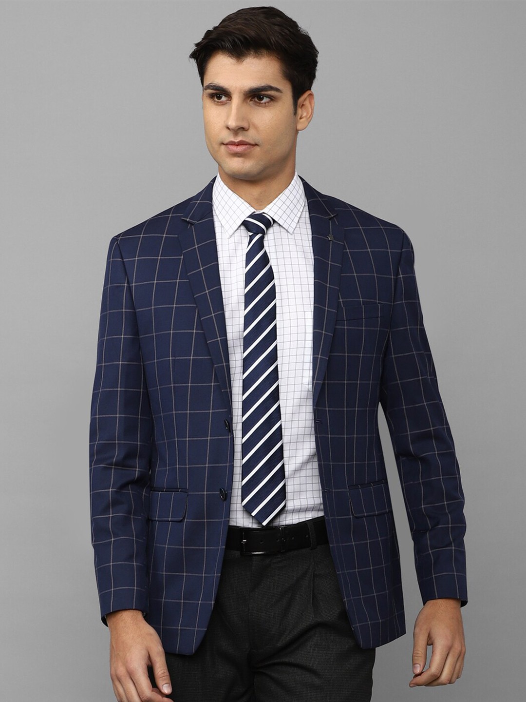 

Louis Philippe Men Checked Slim-fit Single-breasted Blazer, Navy blue