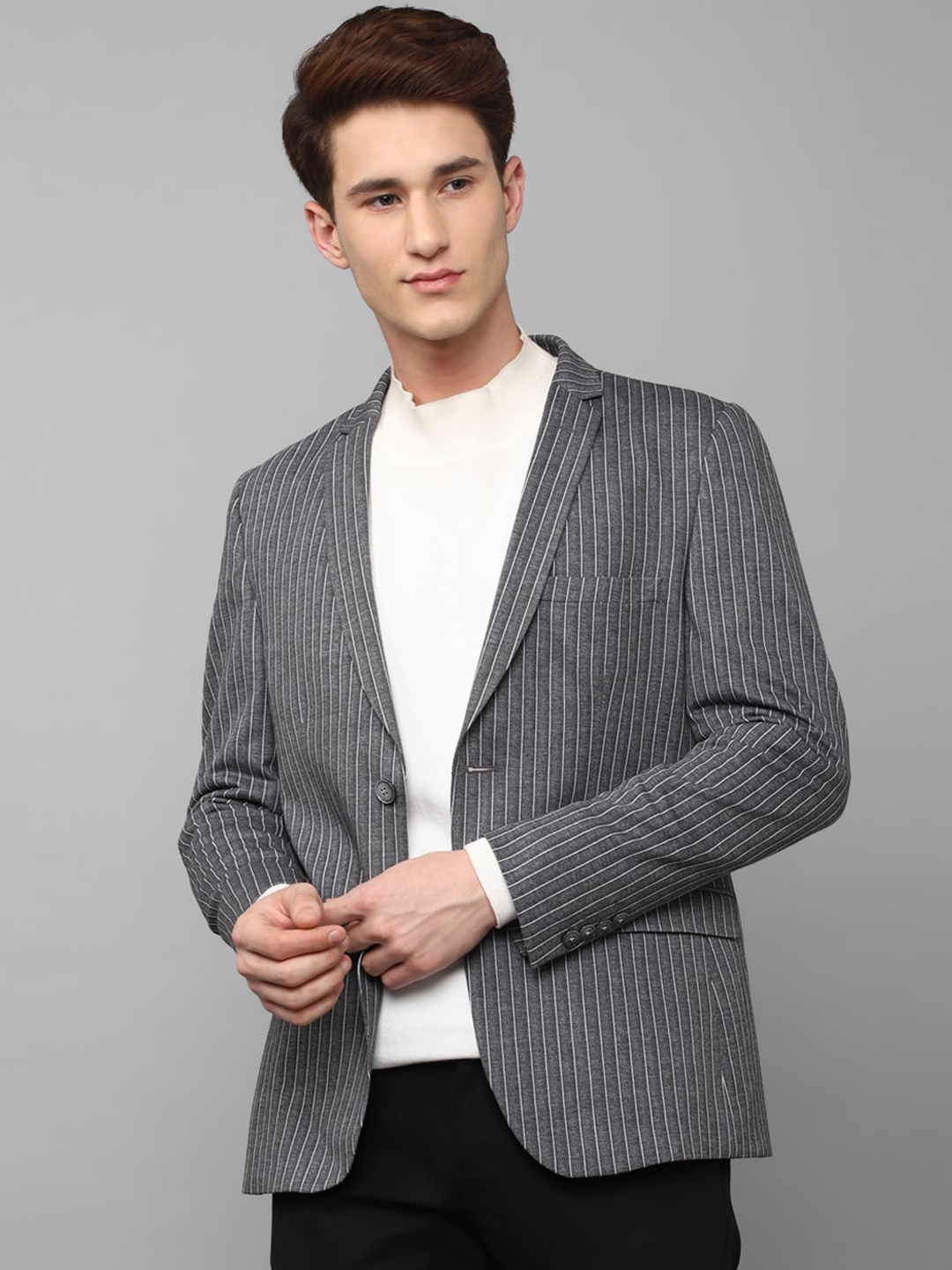 

Louis Philippe Sport Men Striped Pure Cotton Single-Breasted Slim-Fit Blazer, Grey