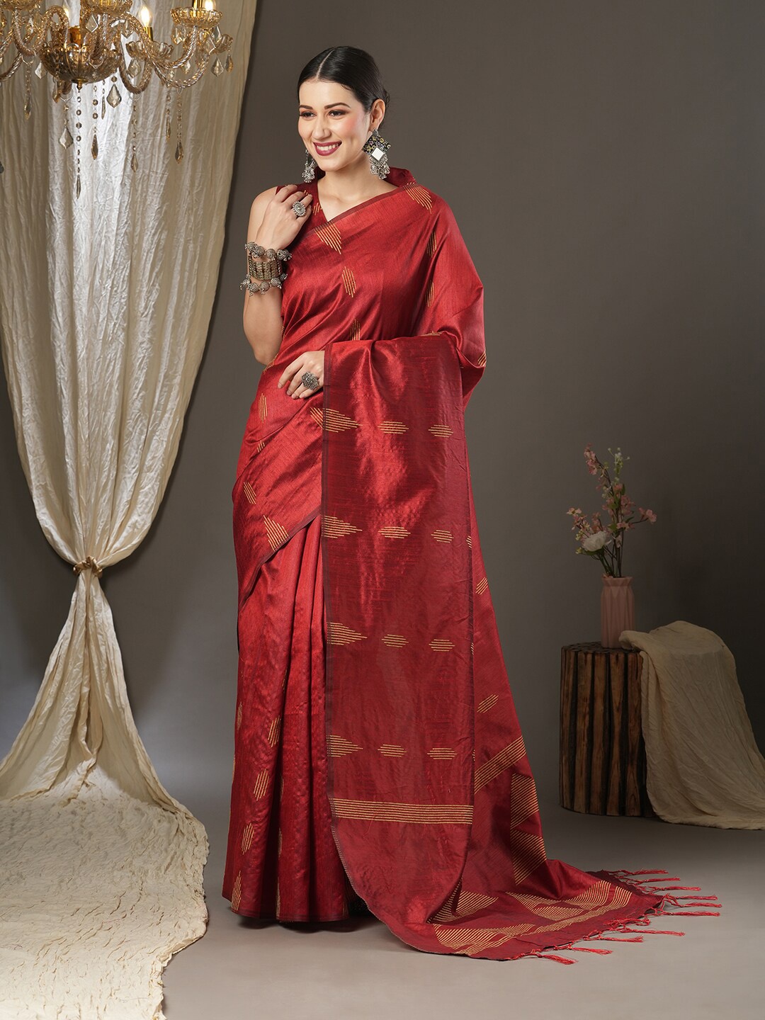 

Saree mall Banarasi Sarees, Maroon