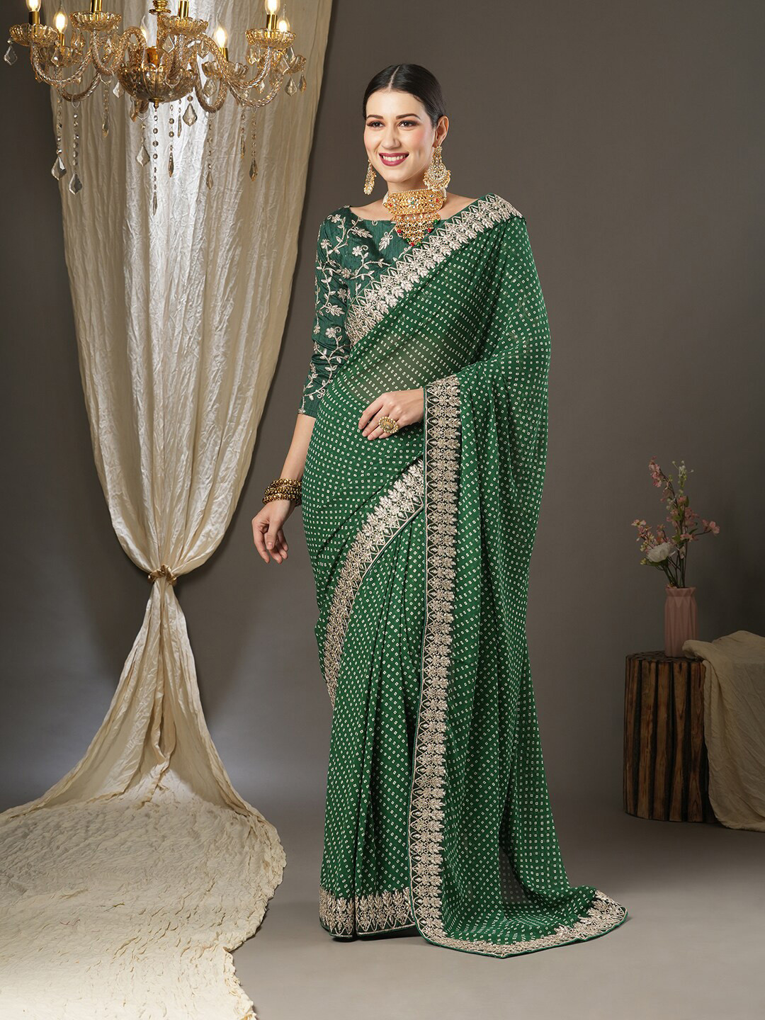 

Saree mall Bandhani Embroidered Pure Georgette Bandhani Sarees, Green