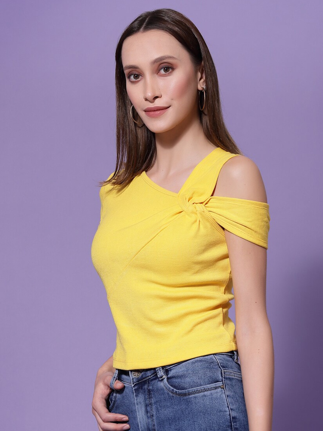 

KASSUALLY Twisted Asymmetric Sleeve Top, Yellow